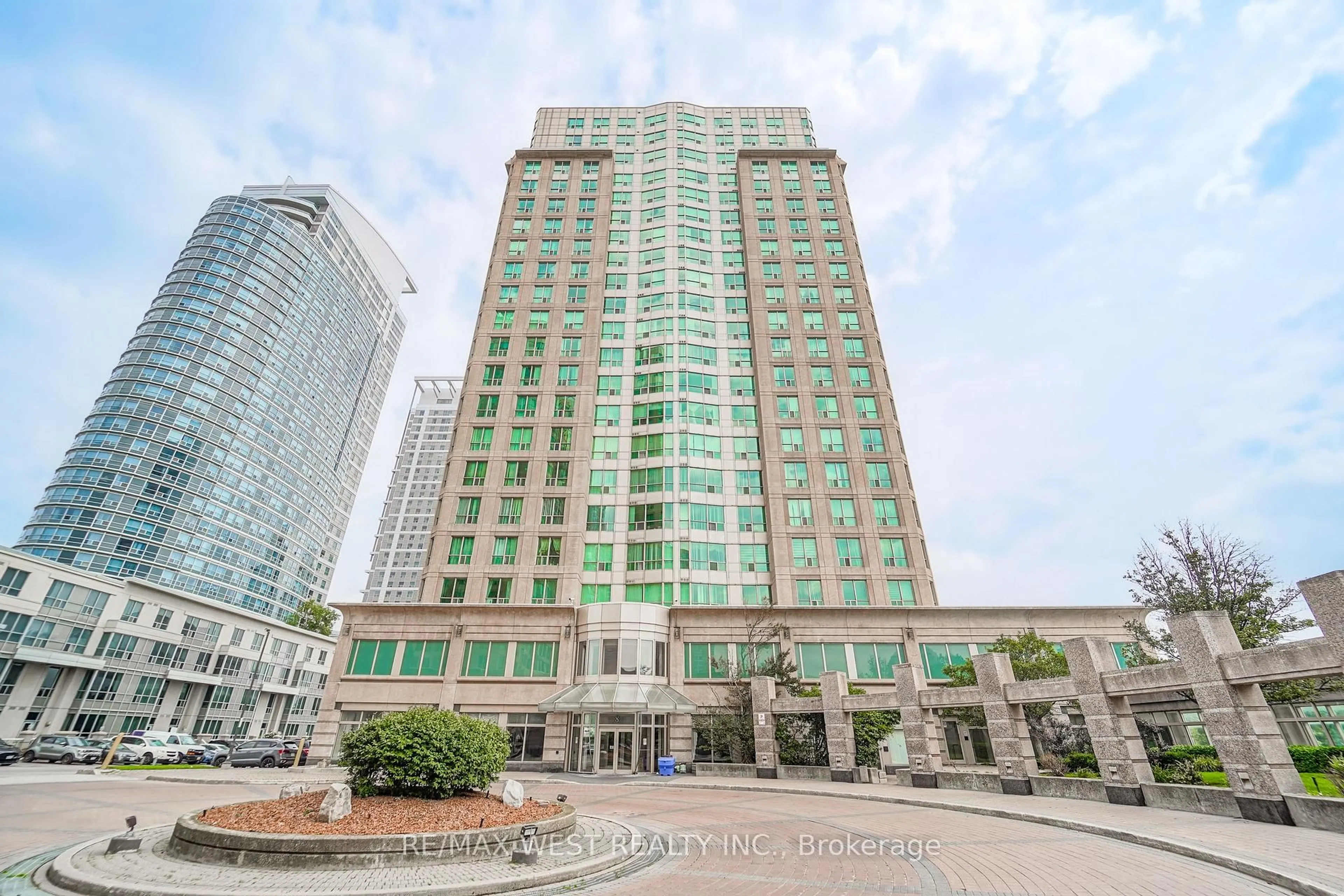 Unknown for 8 Lee Centre Dr #PH103, Toronto Ontario M1H 3H8