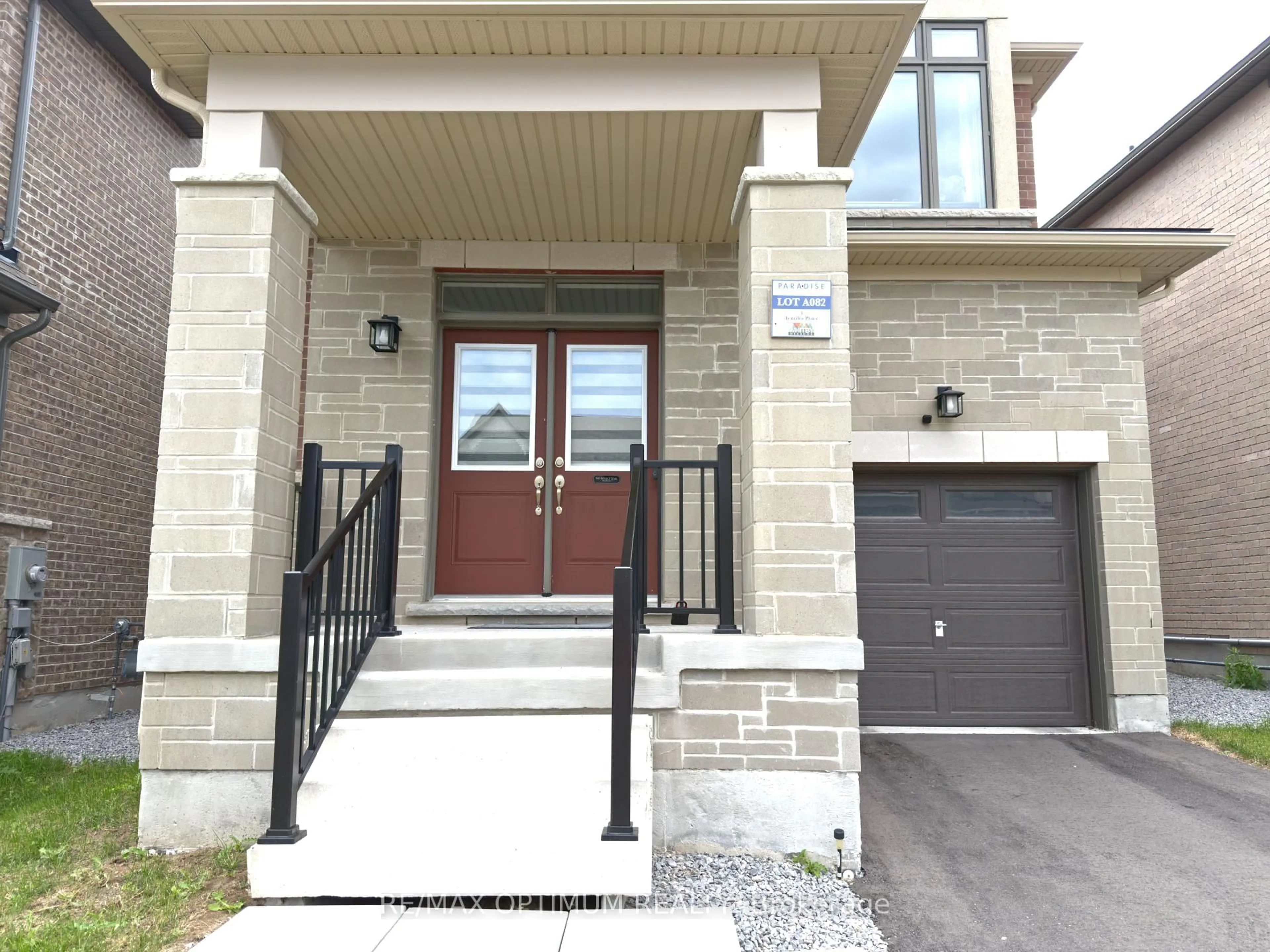 Unknown for 3 Armilia Pl, Whitby Ontario L1P 0N9