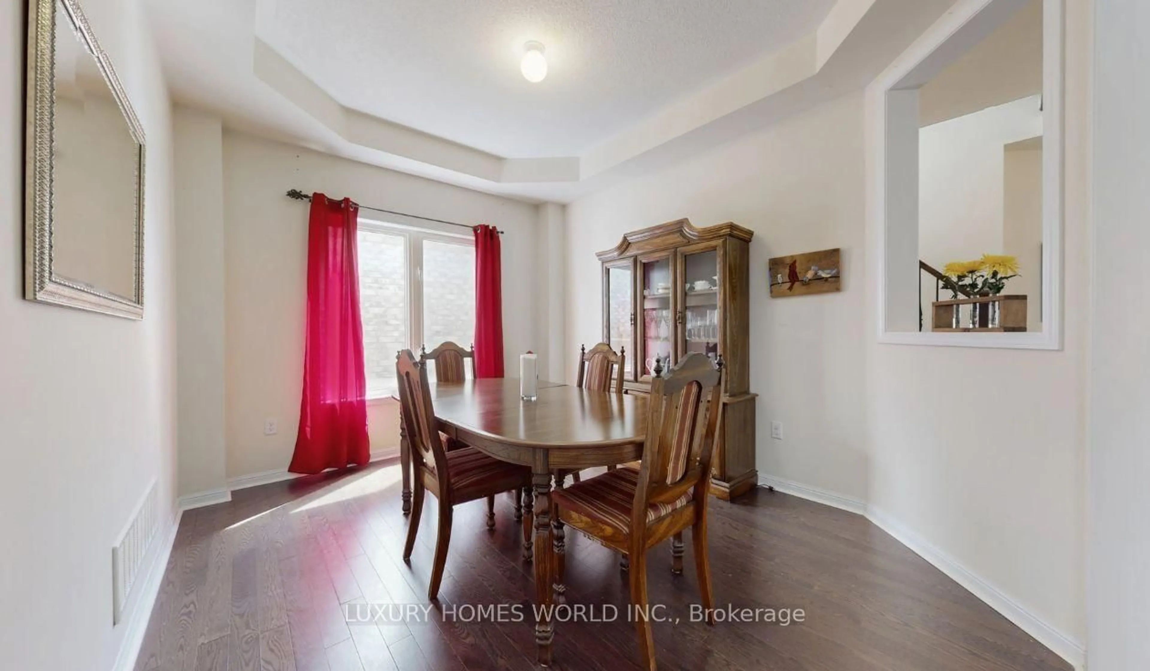 Dining room, wood/laminate floor for 23 Edwin Carr St, Clarington Ontario L1C 0R8