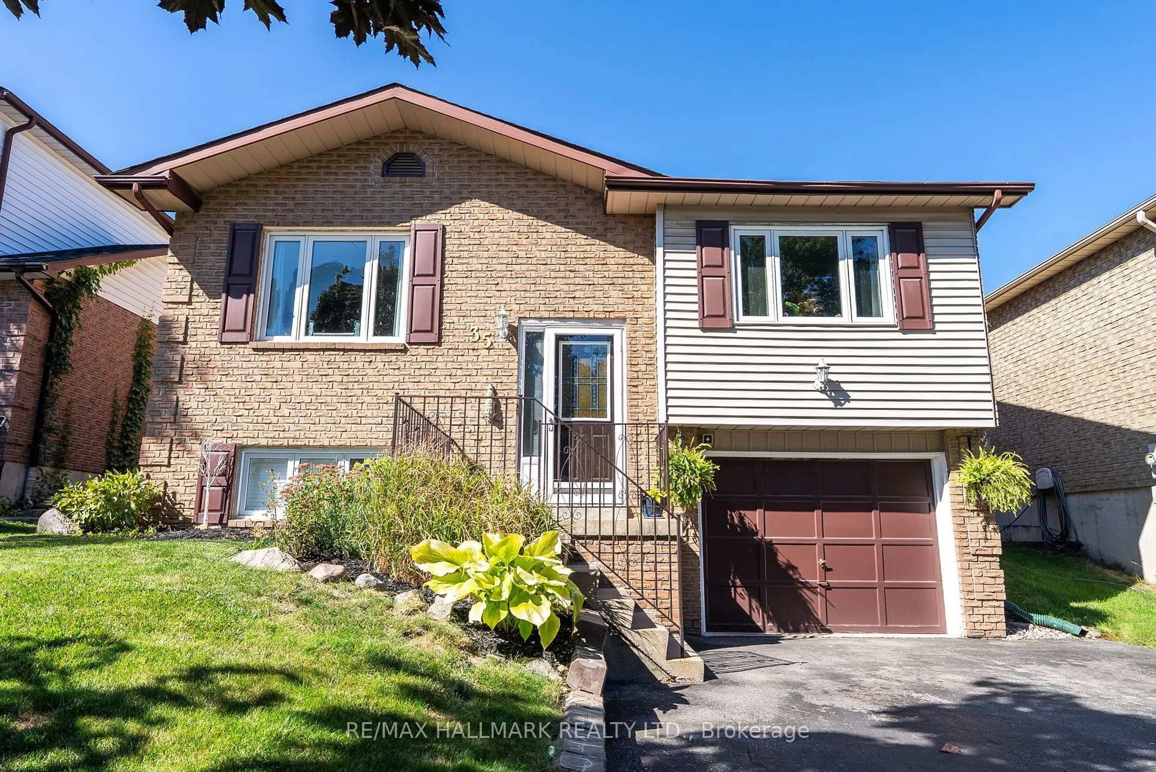 Home with brick exterior material, street for 35 Downham Dr, Clarington Ontario L1C 4G4