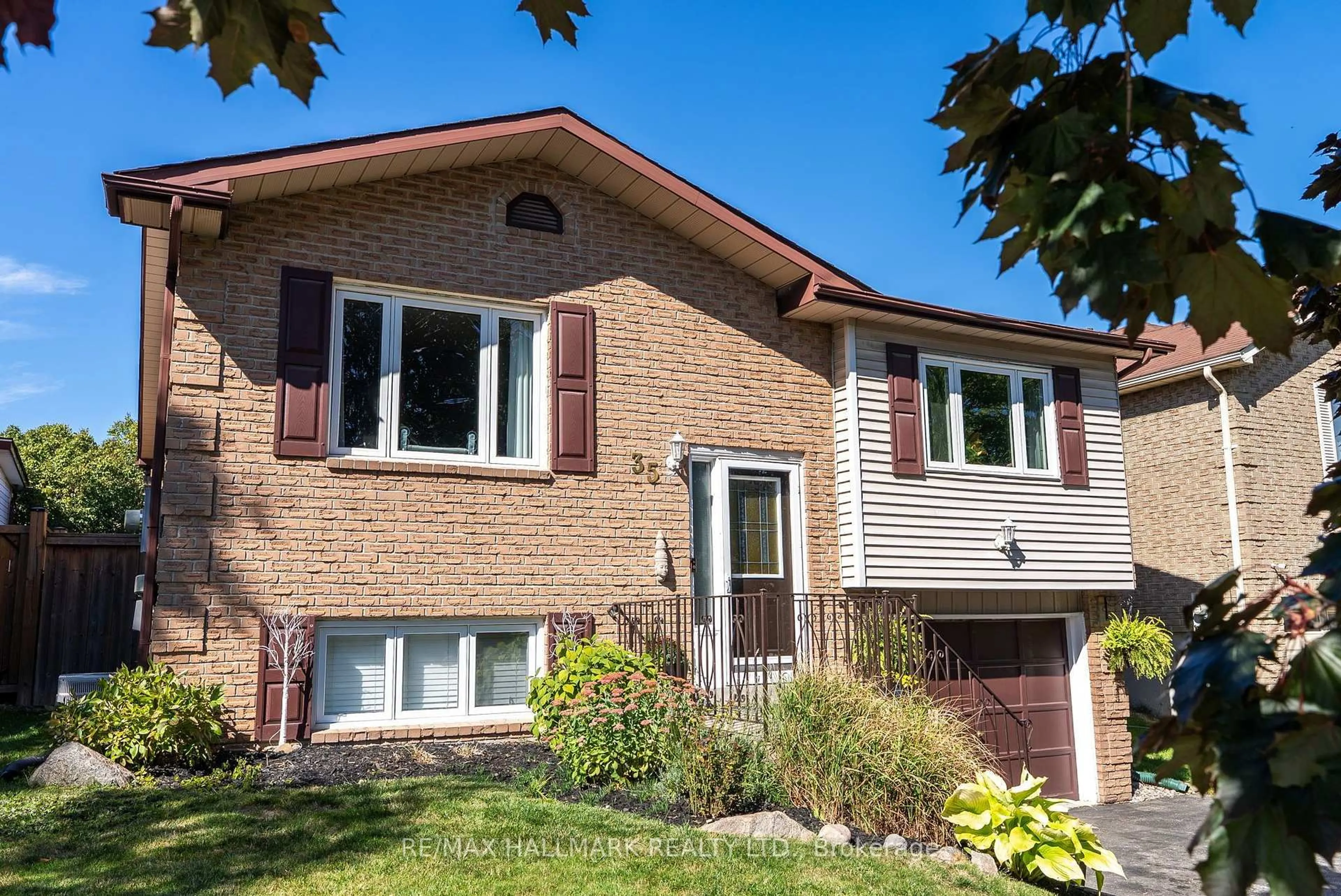 Home with brick exterior material, street for 35 Downham Dr, Clarington Ontario L1C 4G4
