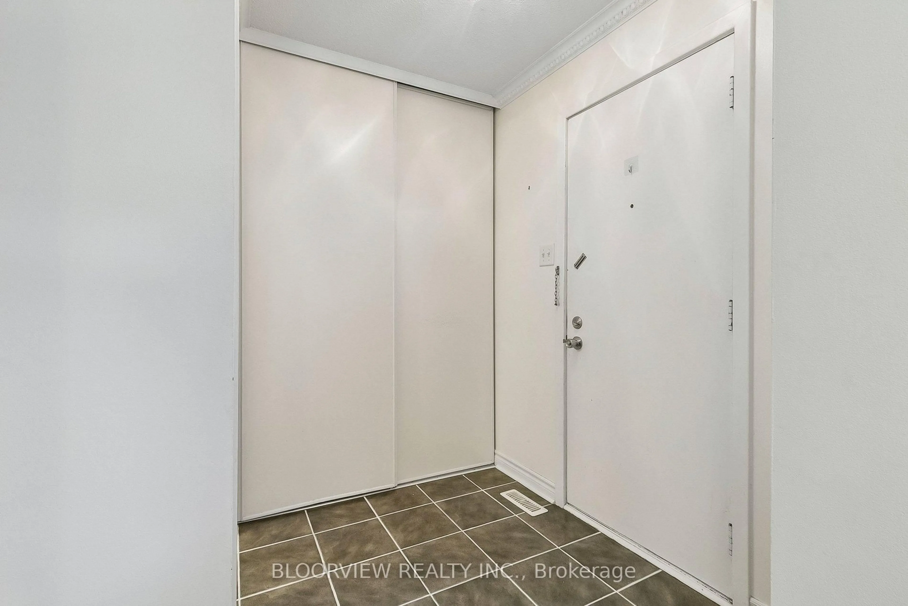 Indoor entryway for 20 Brimwood Blvd #57, Toronto Ontario M1V 1B7