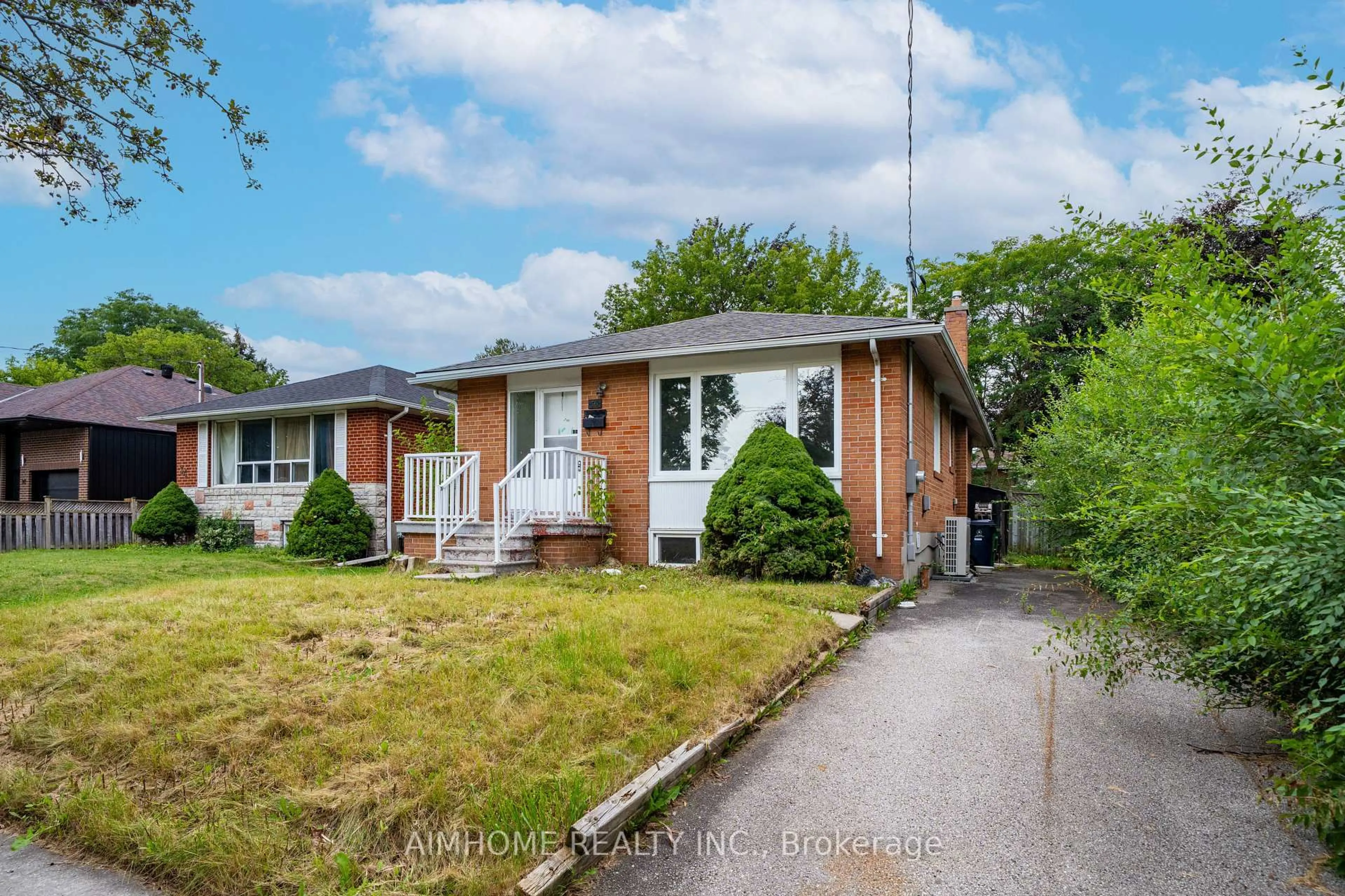 Home with brick exterior material, street for 36 Moraine Hill Dr, Toronto Ontario M1T 1Z9
