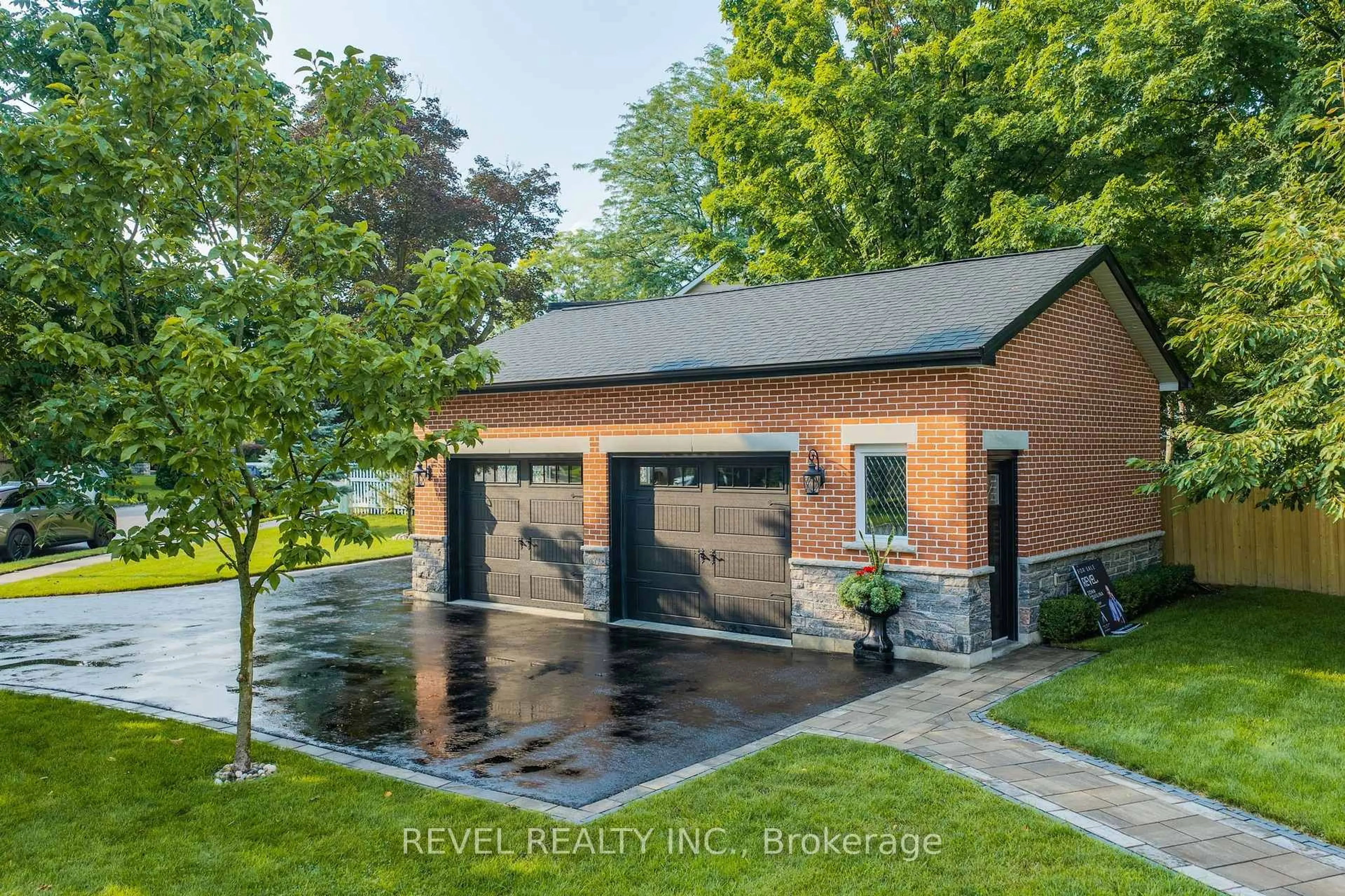 Home with brick exterior material, street for 99 Colston Ave, Whitby Ontario L1M 1C1
