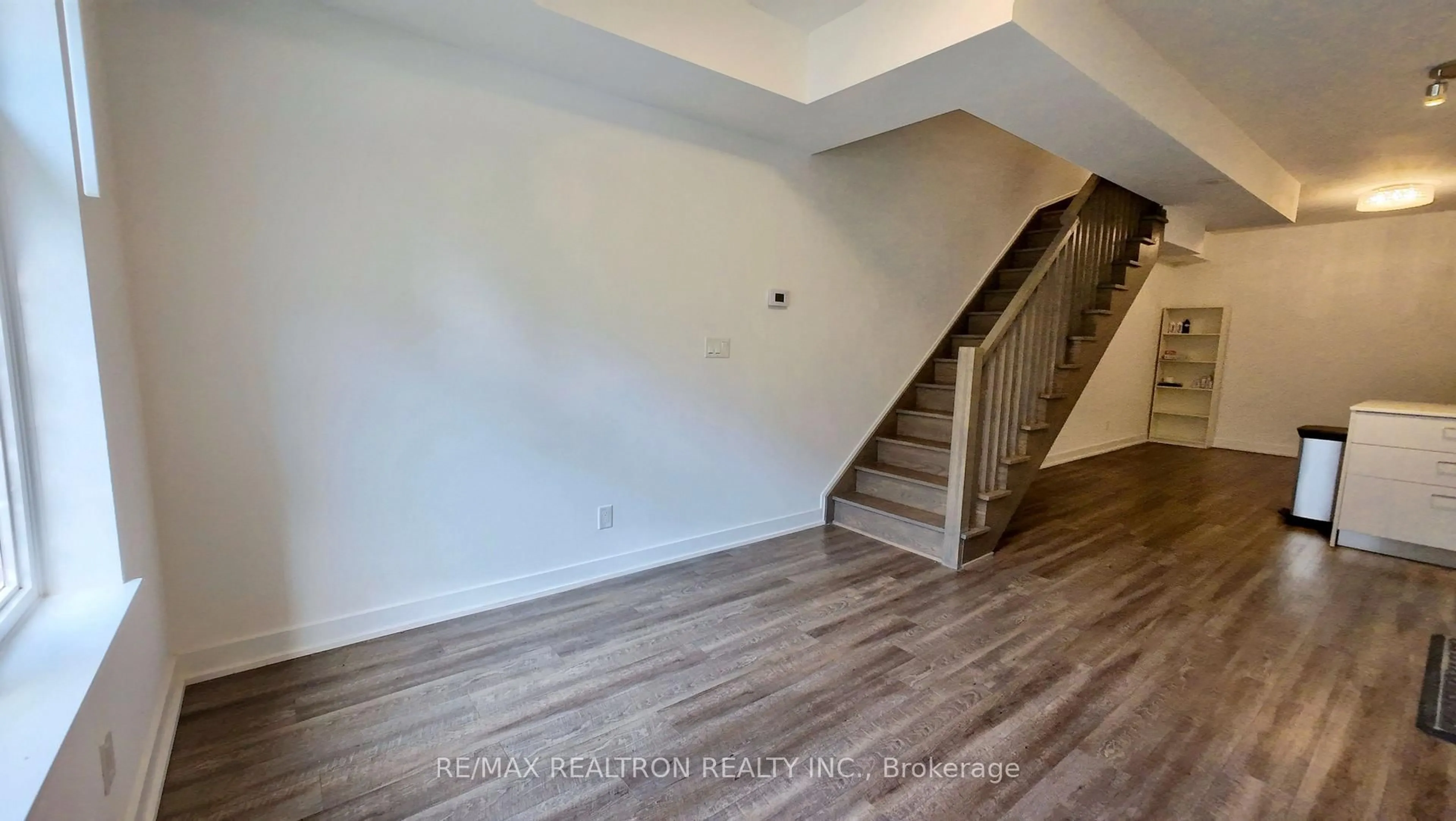 A pic of a room for 20 Echo Pt #128, Toronto Ontario M1W 0A7