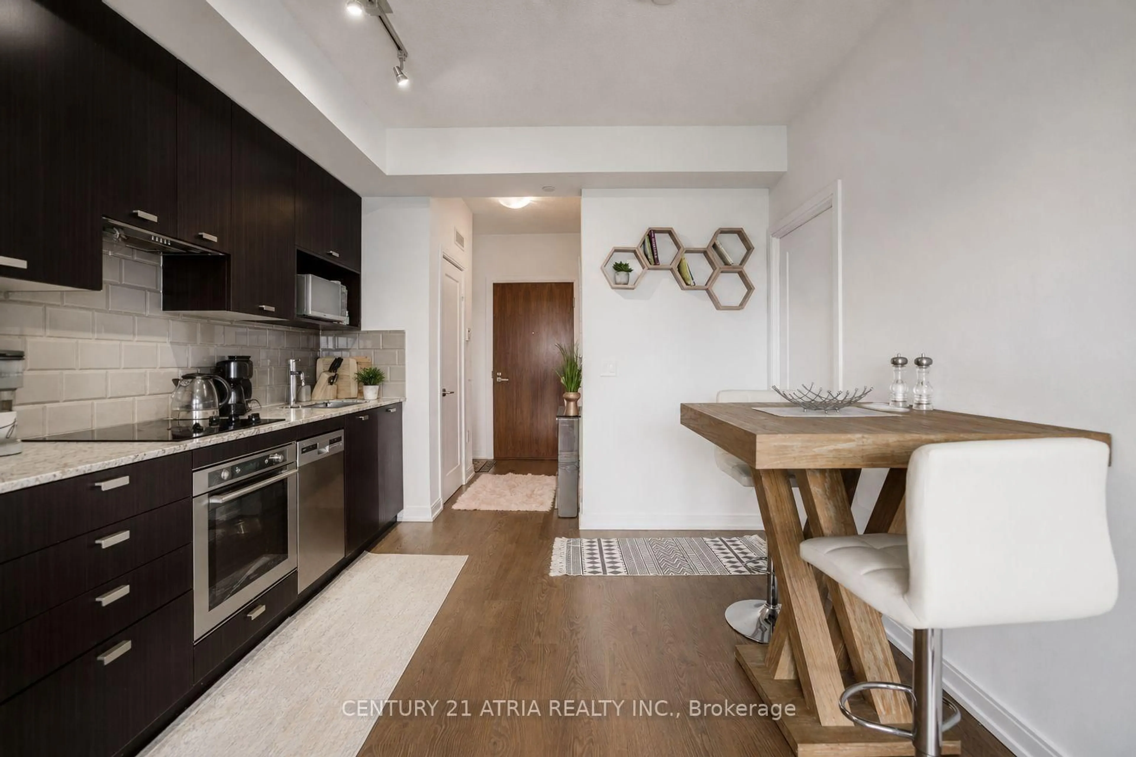 Open concept kitchen, unknown for 275 Village Green Sq #2919, Toronto Ontario M1S 0L8