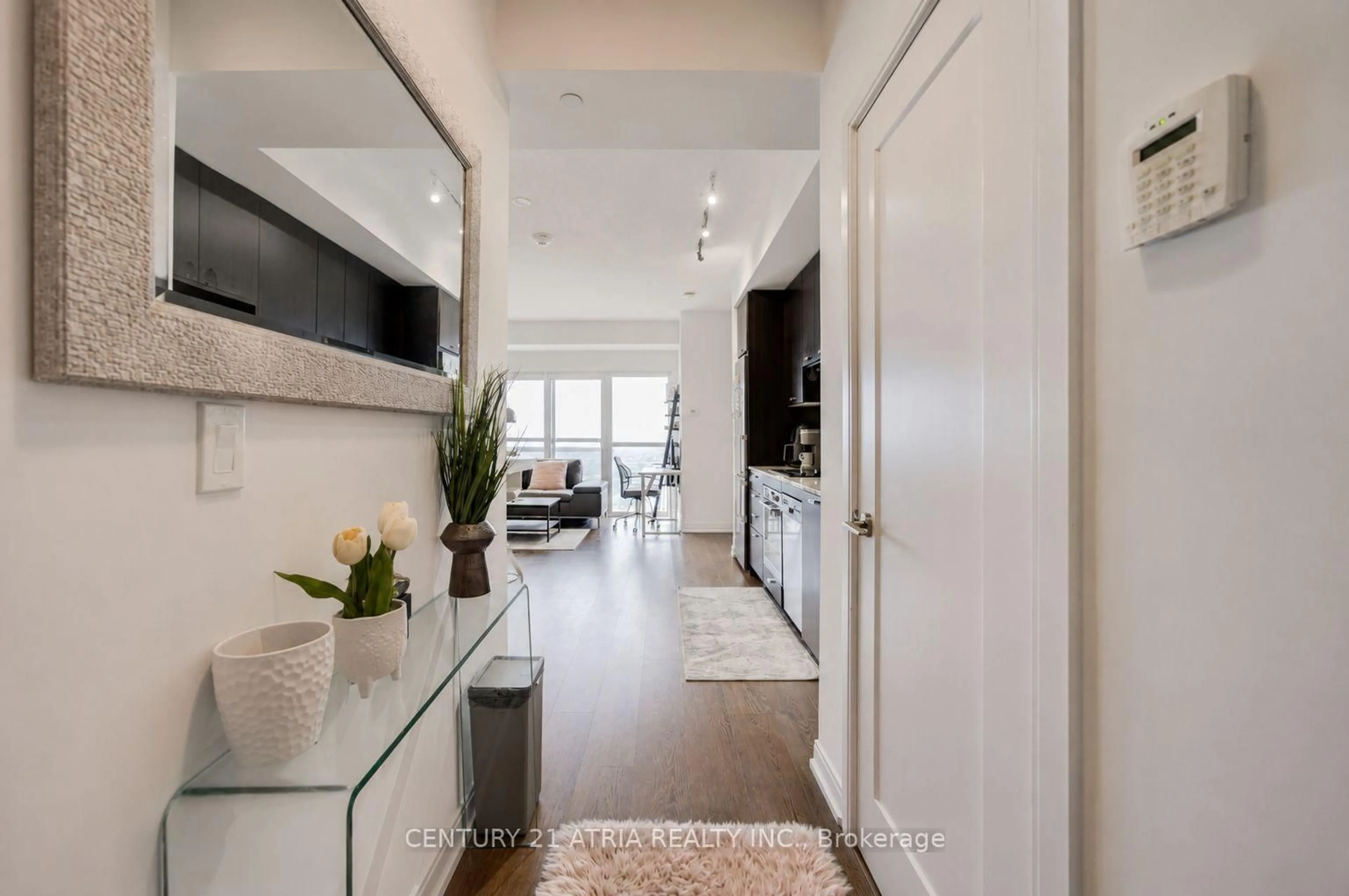 Contemporary kitchen, ceramic/tile floor for 275 Village Green Sq #2919, Toronto Ontario M1S 0L8