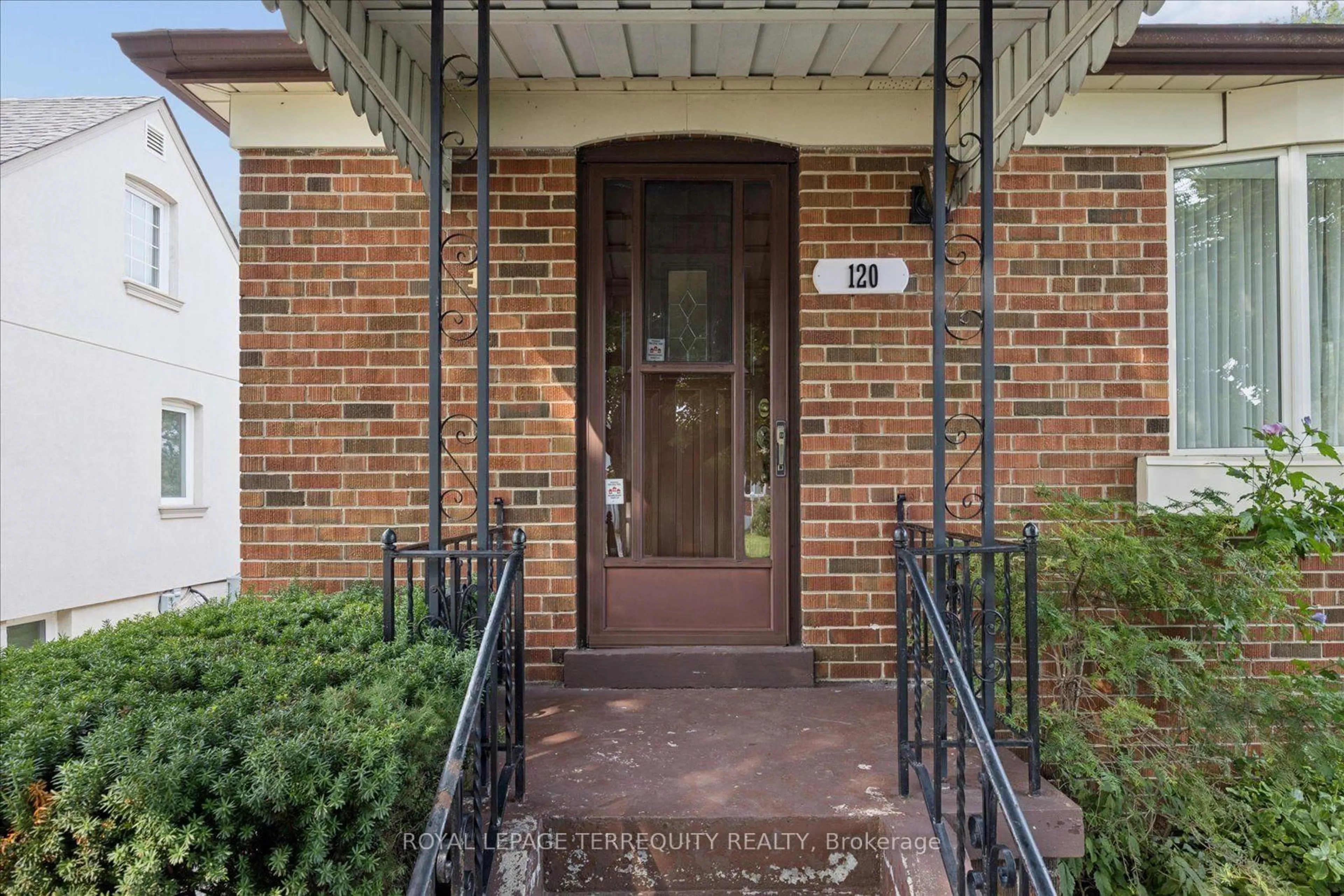Unknown for 120 Ellington Dr, Toronto Ontario M1R 3Y3