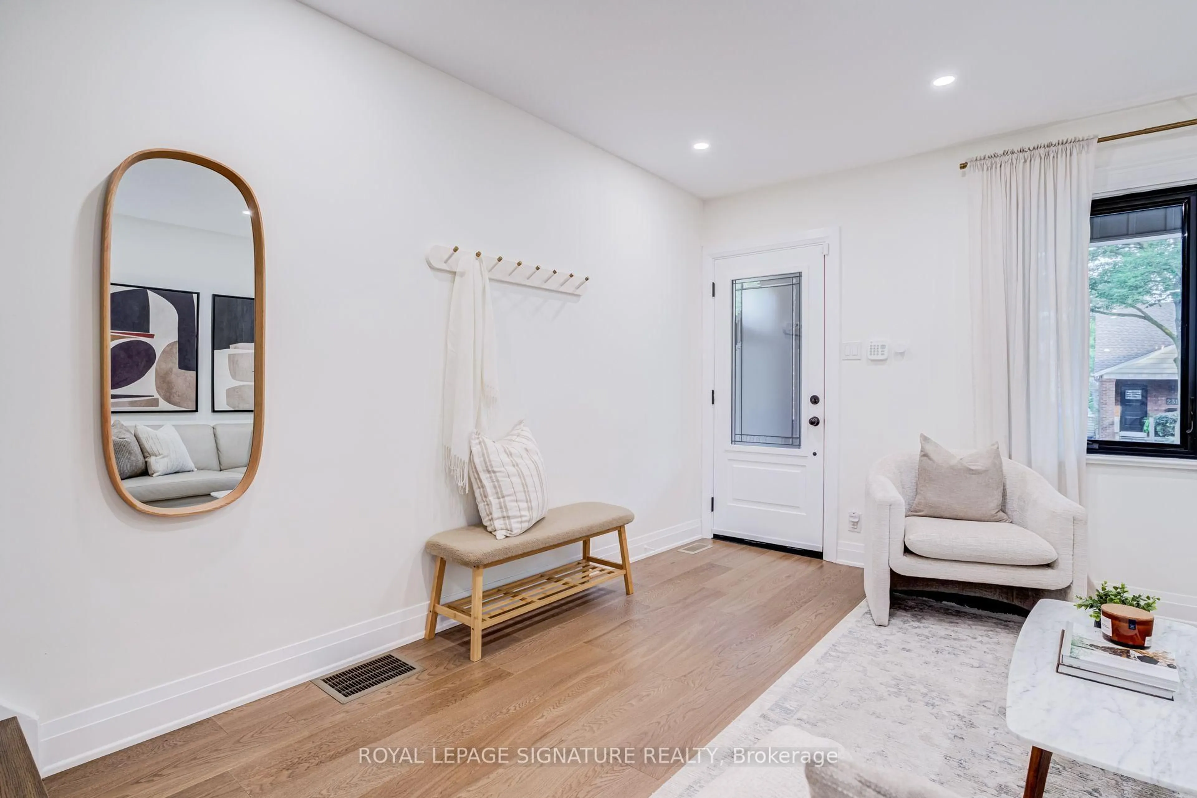 Indoor entryway for 222 Queensdale Ave, Toronto Ontario M4C 2B2