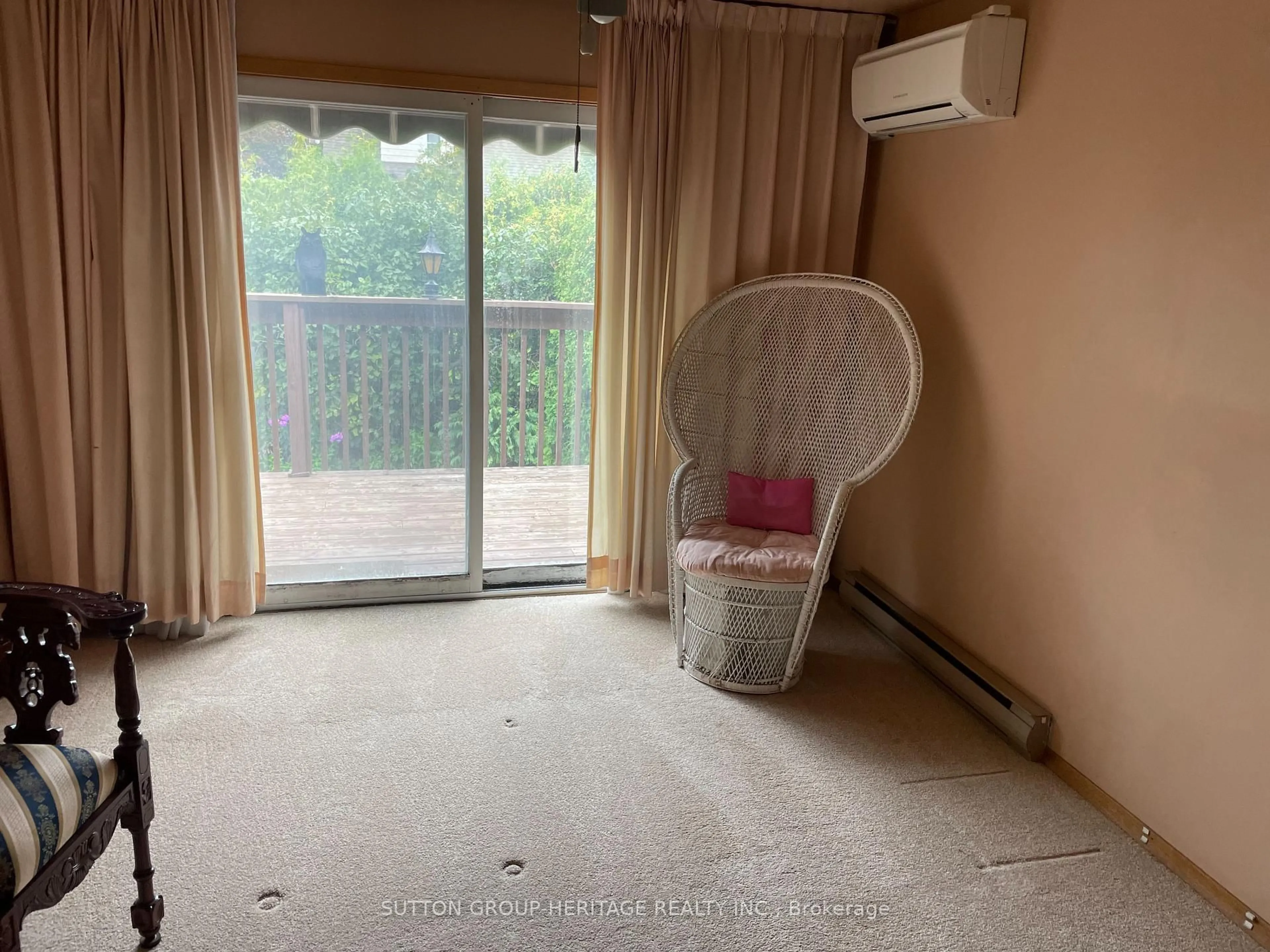 A pic of a room for 82 Claymore Cres, Oshawa Ontario L1G 6G2