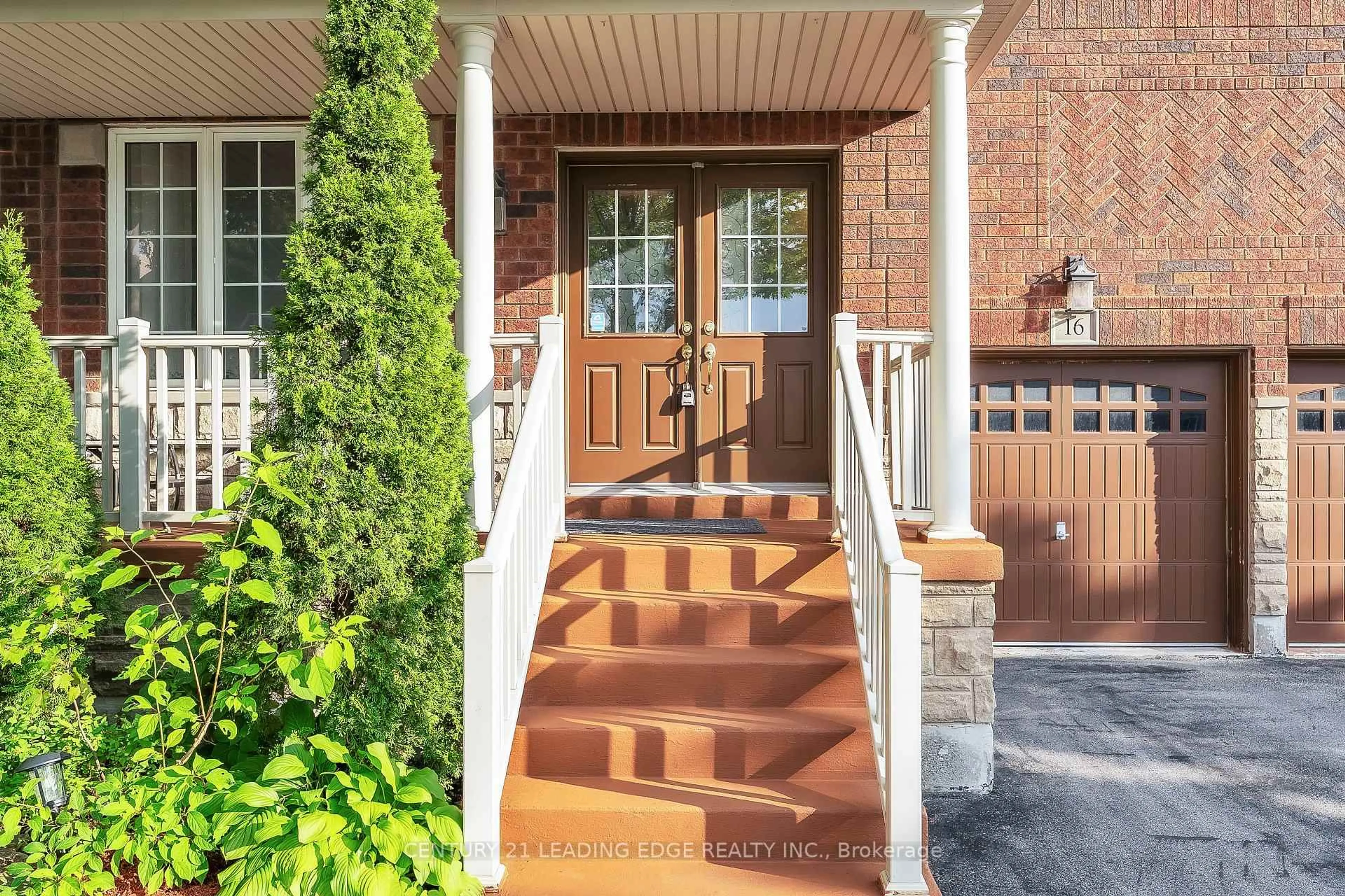 Unknown for 16 Bicknell Crt, Ajax Ontario L1T 0G3
