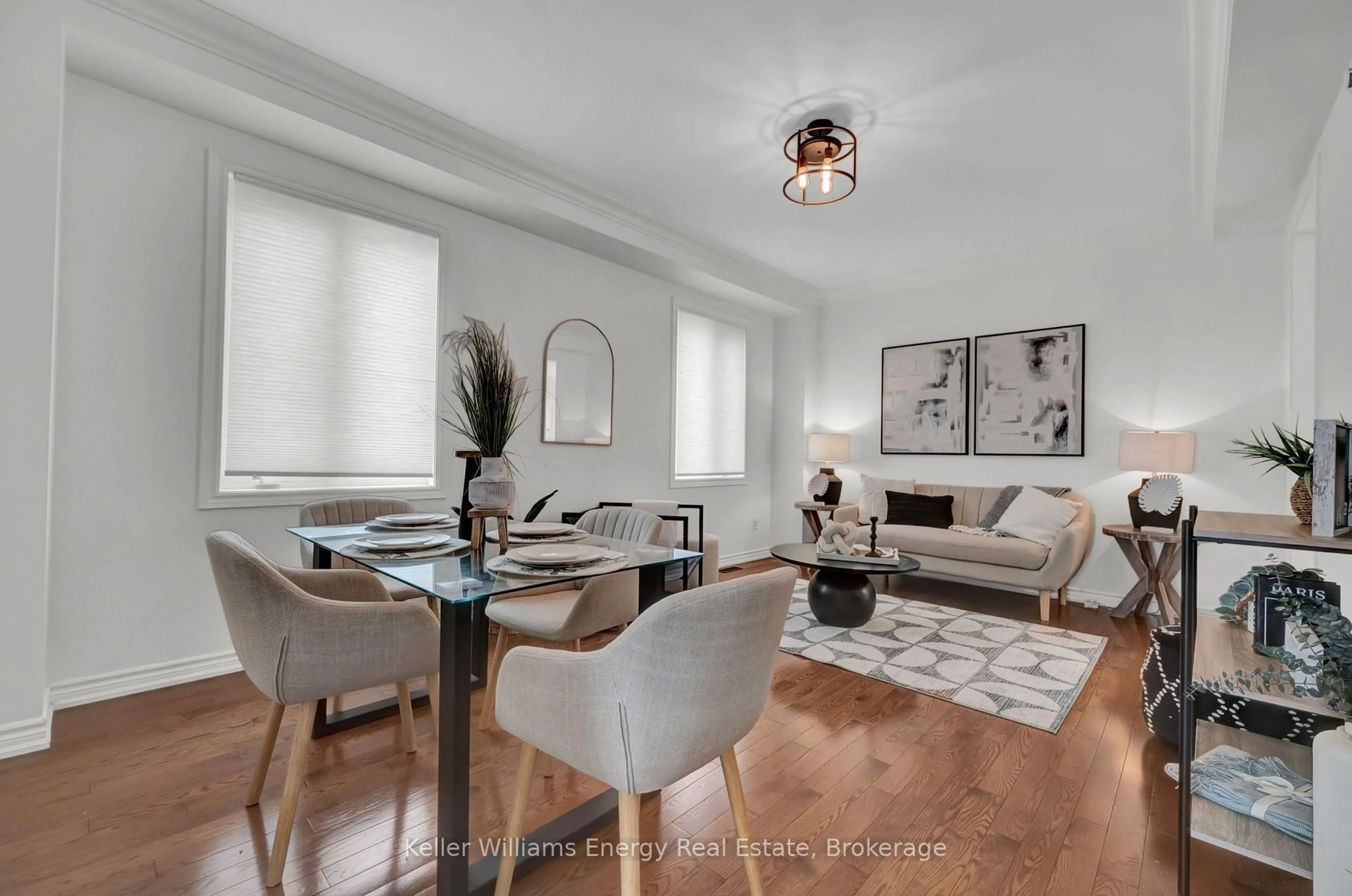 Dining room, unknown for 7 Jarrow Cres, Whitby Ontario L1M 0G9