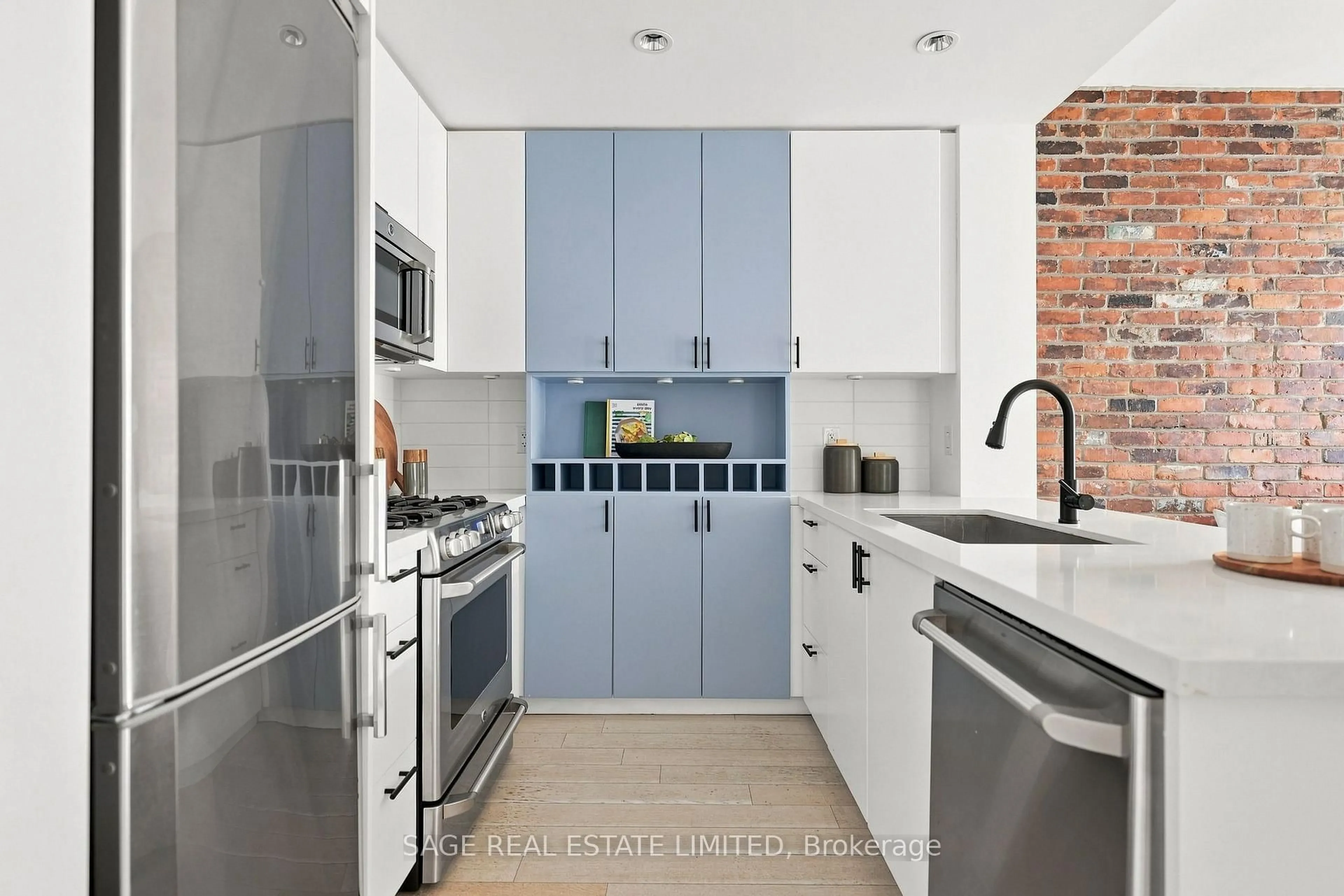 Contemporary kitchen, ceramic/tile floor for 88 Colgate Ave #435, Toronto Ontario M4M 0A6
