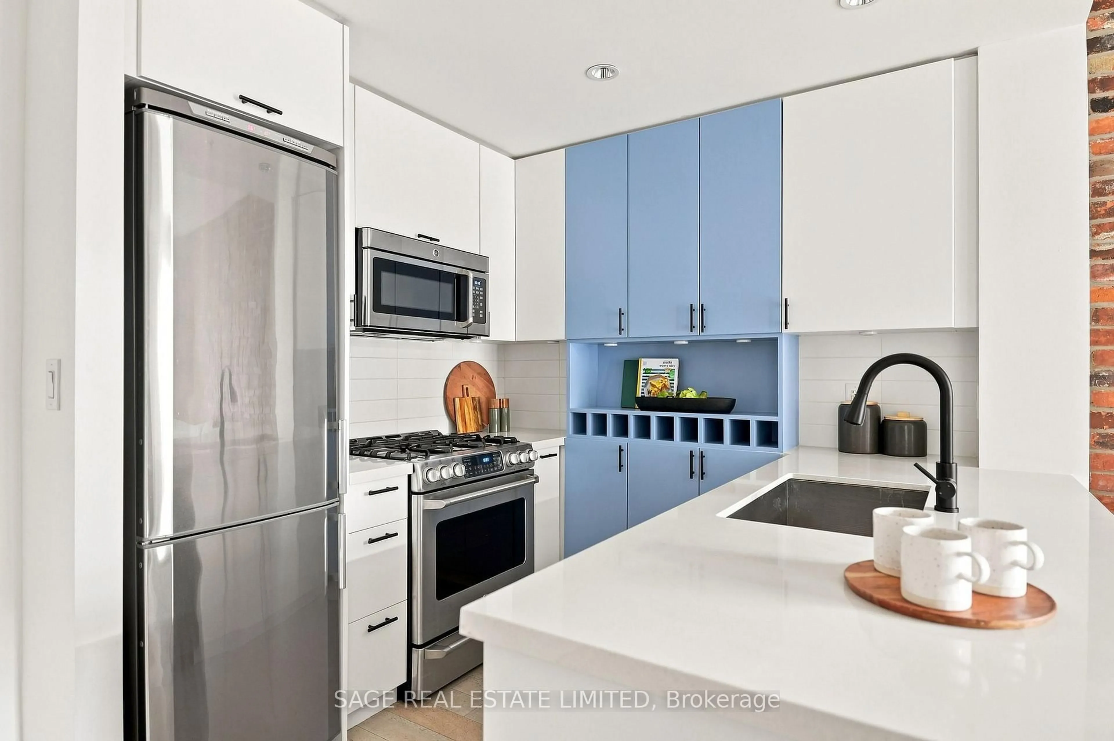 Contemporary kitchen, ceramic/tile floor for 88 Colgate Ave #435, Toronto Ontario M4M 0A6