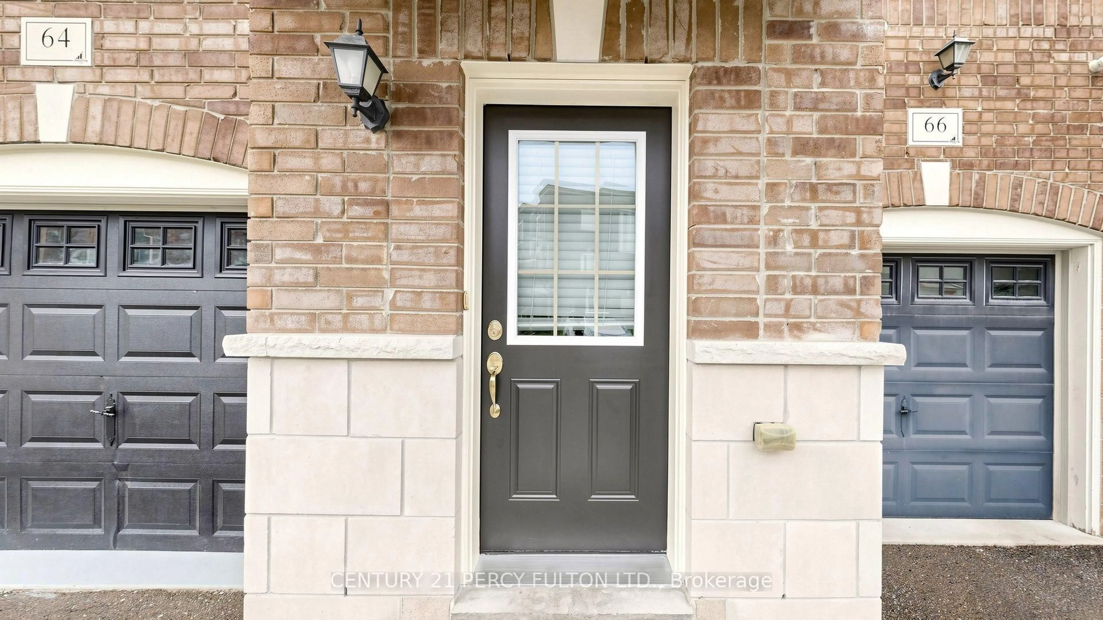 Indoor entryway for 64 Ferris Sq, Clarington Ontario L1E 0J2