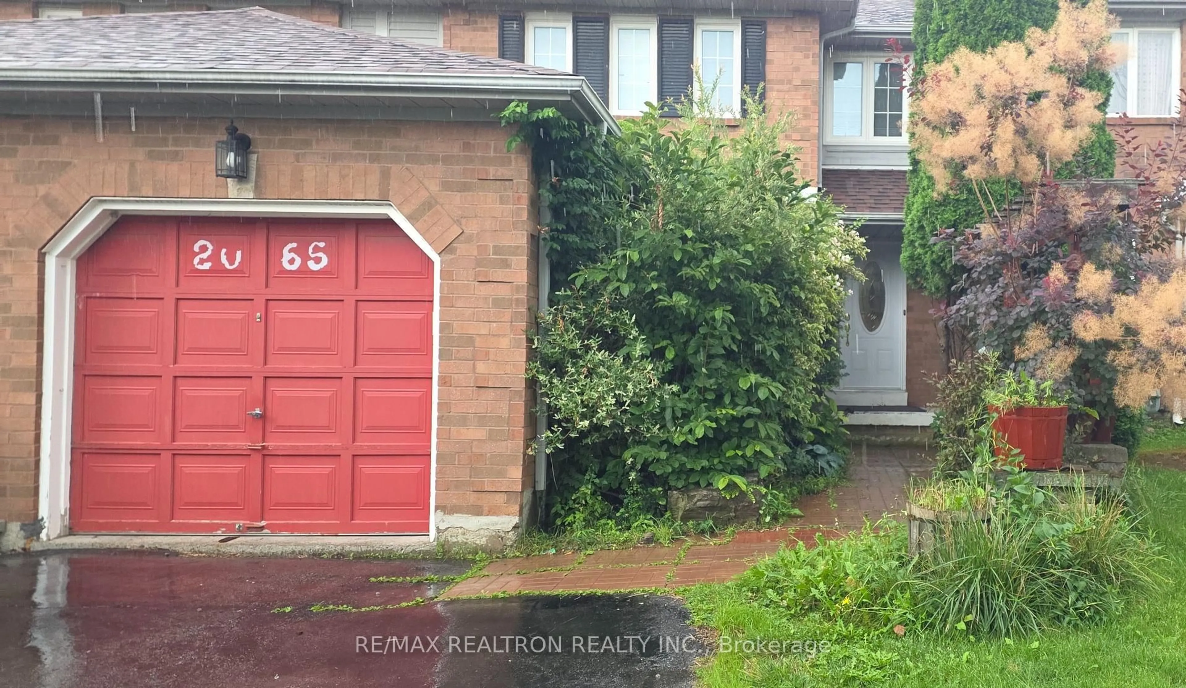 Home with brick exterior material, street for 2065 Blue Ridge Cres, Pickering Ontario L1X 2N5