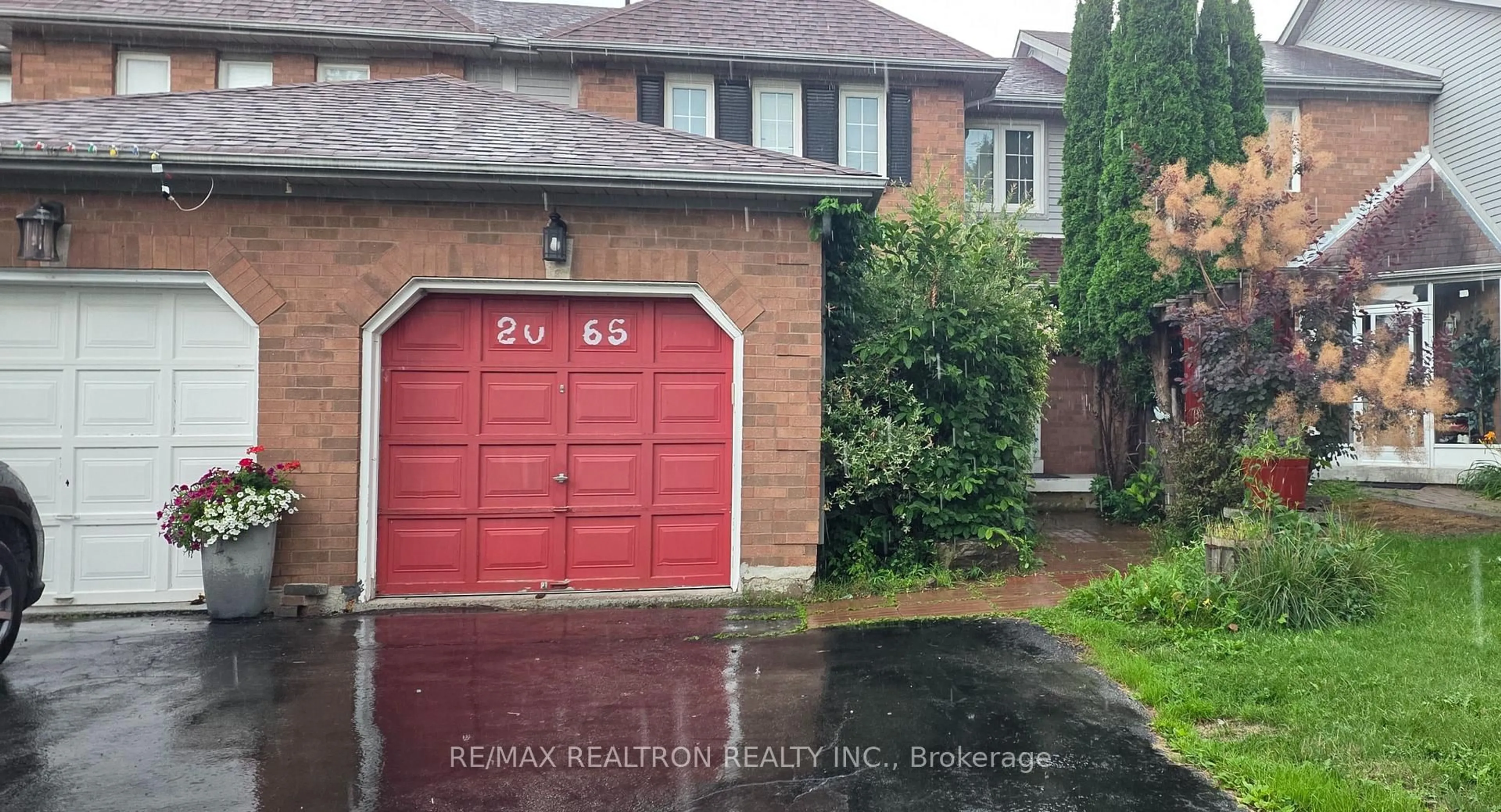 Home with brick exterior material, street for 2065 Blue Ridge Cres, Pickering Ontario L1X 2N5