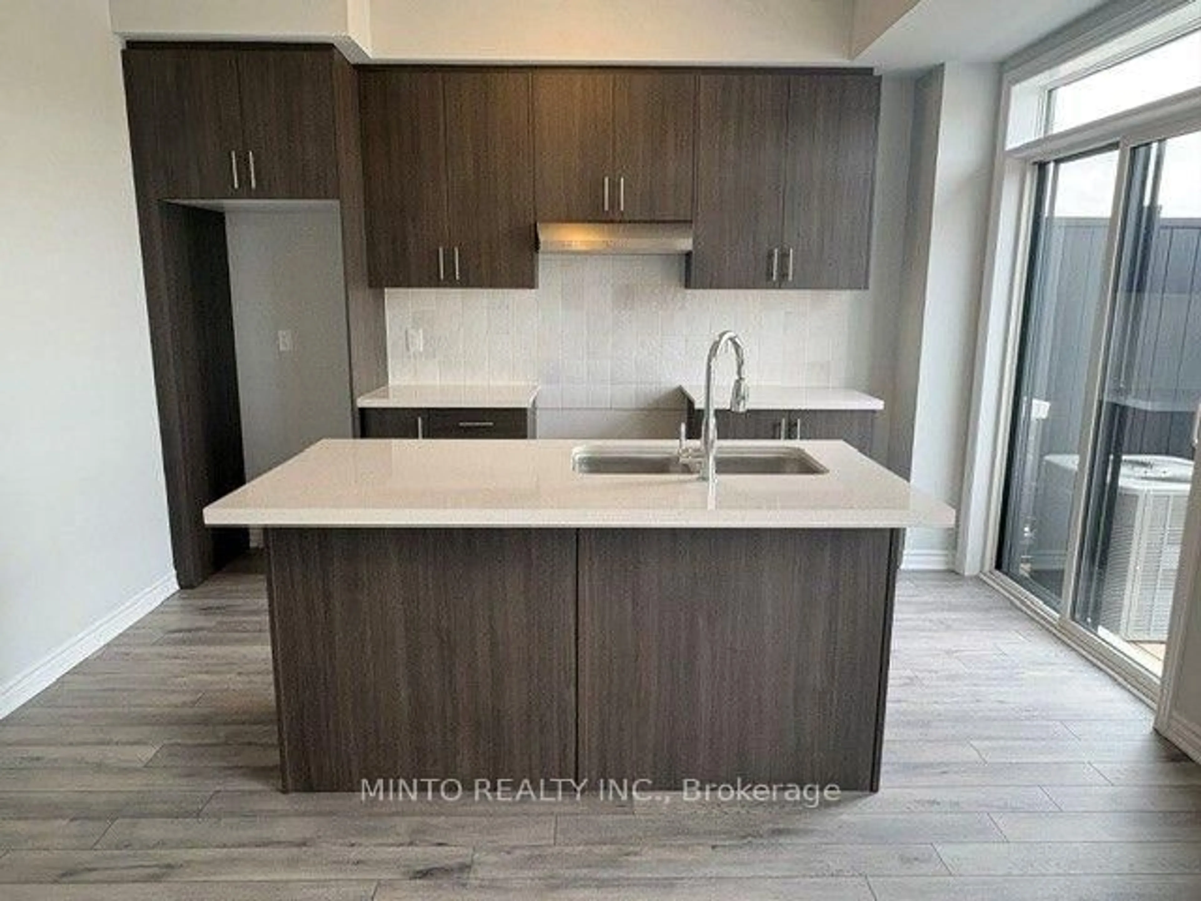 Open concept kitchen, unknown for 1202 Greentree Path, Oshawa Ontario L1L 0X1
