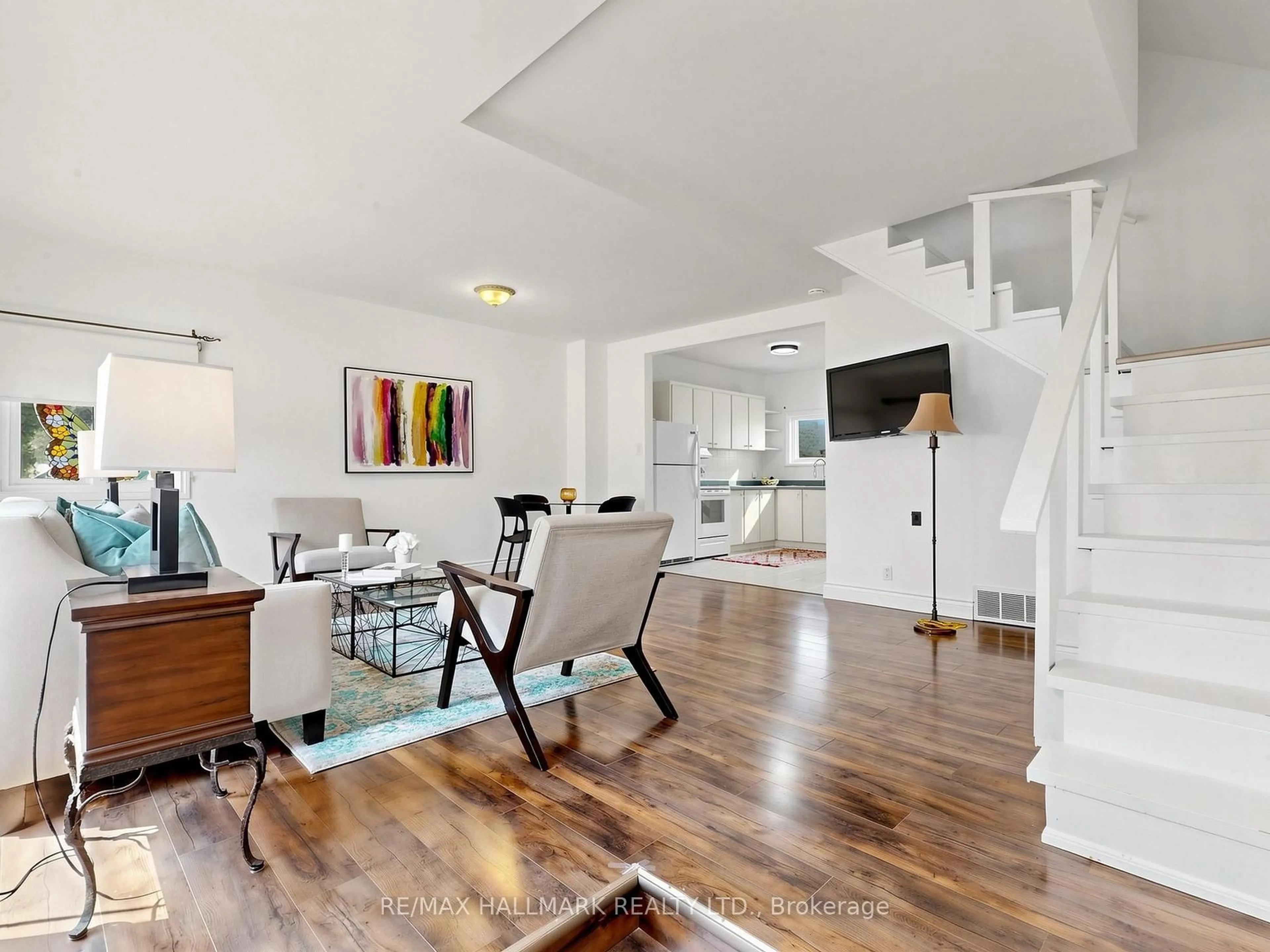 Living room with furniture, unknown for 182 Holborne Ave, Toronto Ontario M4C 2R8