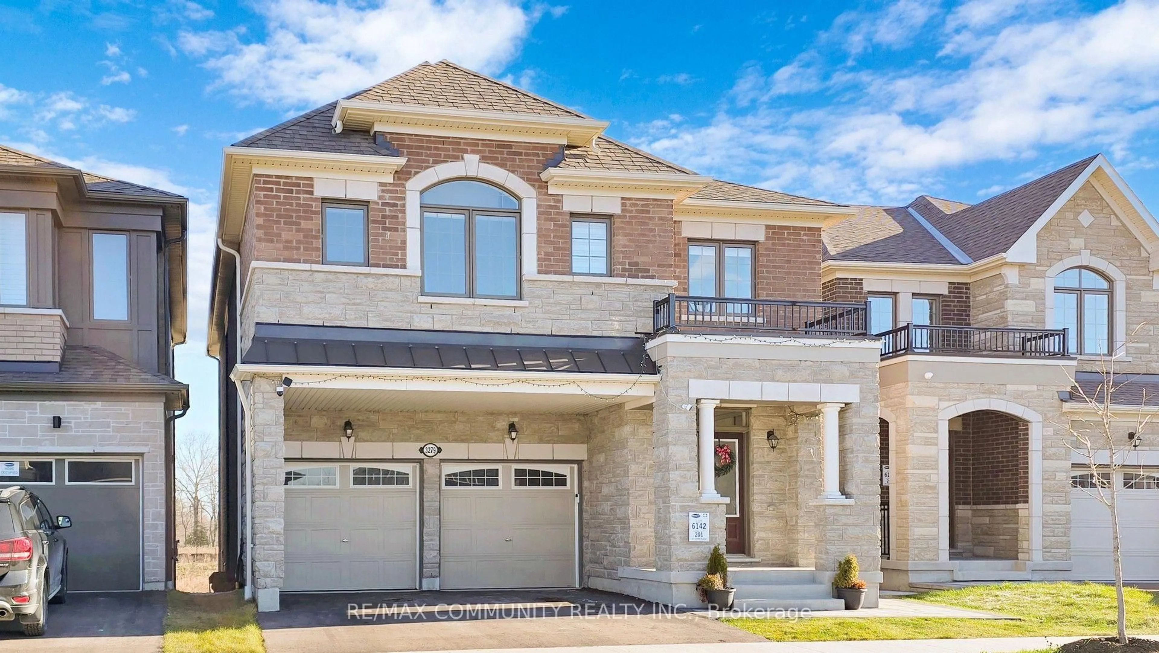 Home with brick exterior material, street for 3279 Turnstone Blvd, Pickering Ontario L1X 0M9