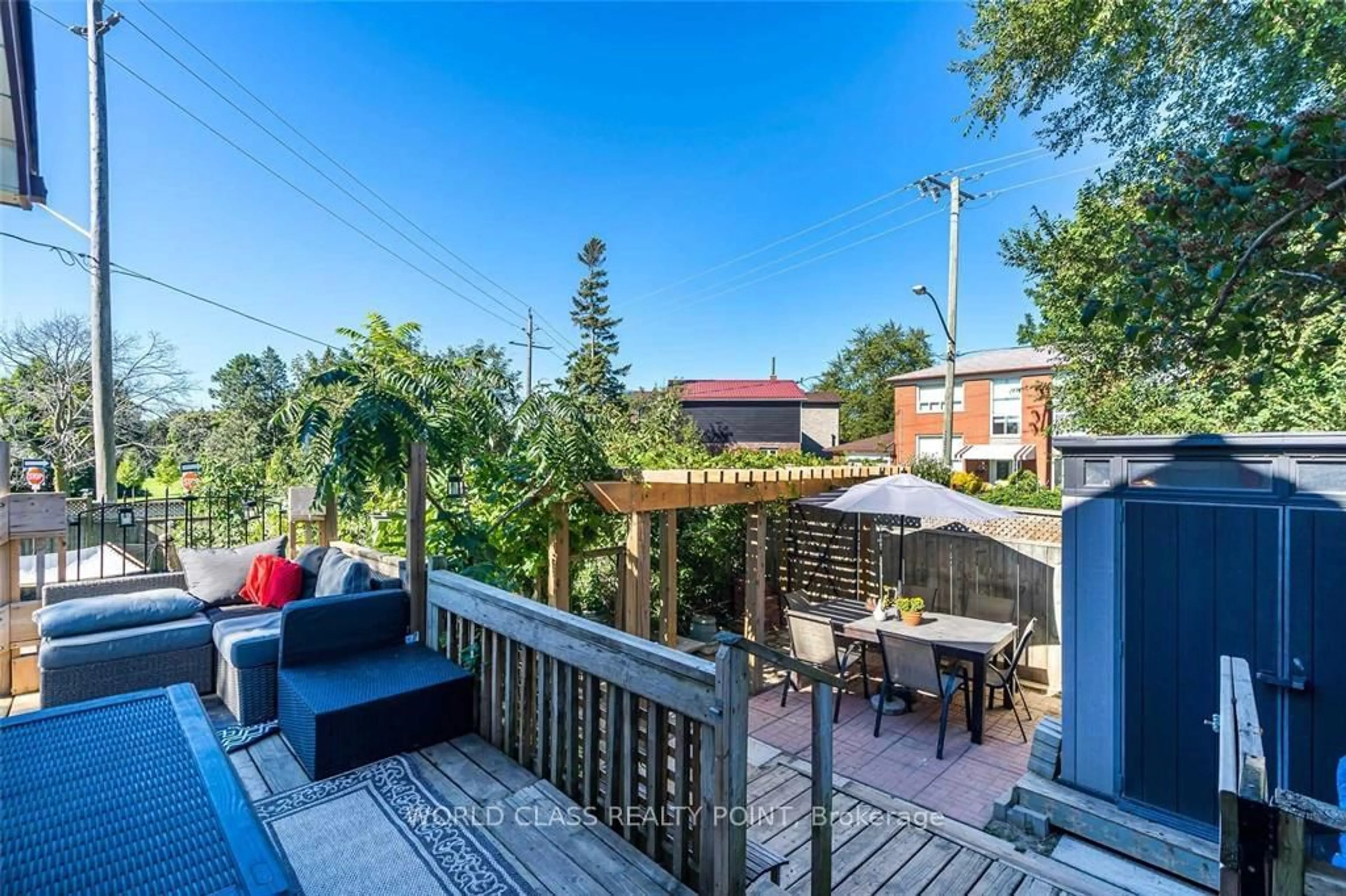 Patio, street for 1 Mcintosh St, Toronto Ontario M1N 3Y3
