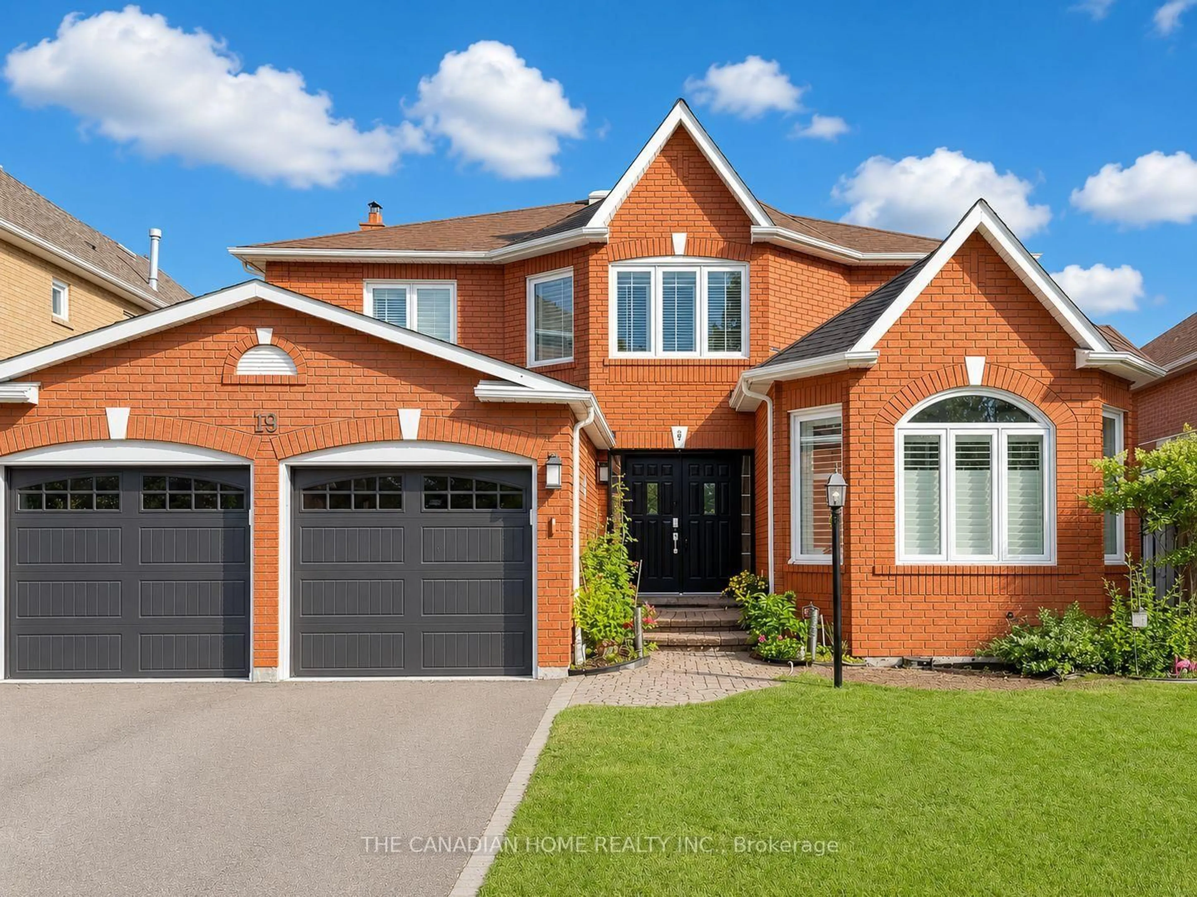 Home with brick exterior material, street for 19 Wigston Crt, Whitby Ontario L1R 2B9