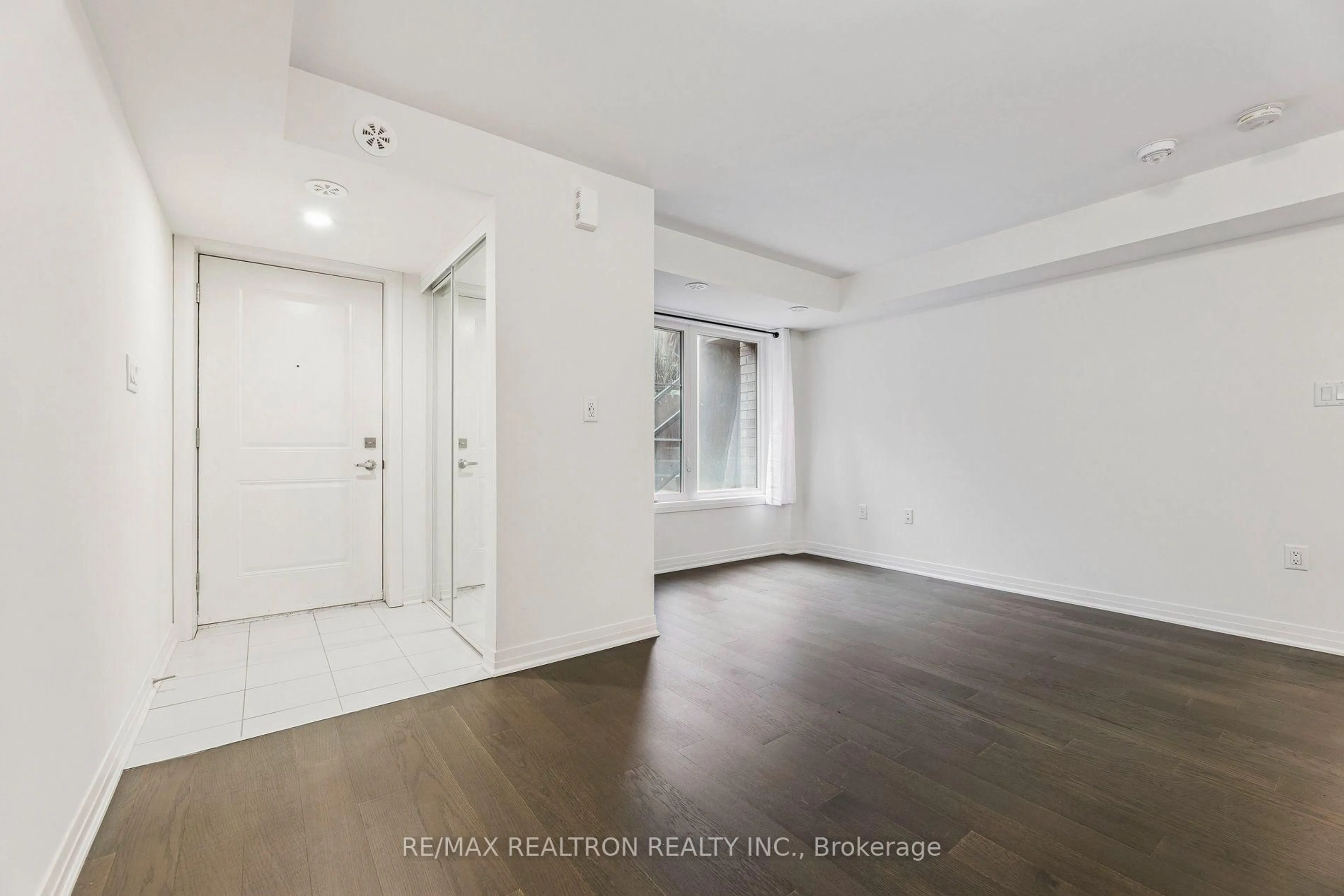 A pic of a room for 5A Lookout Dr, Clarington Ontario L1C 7E9