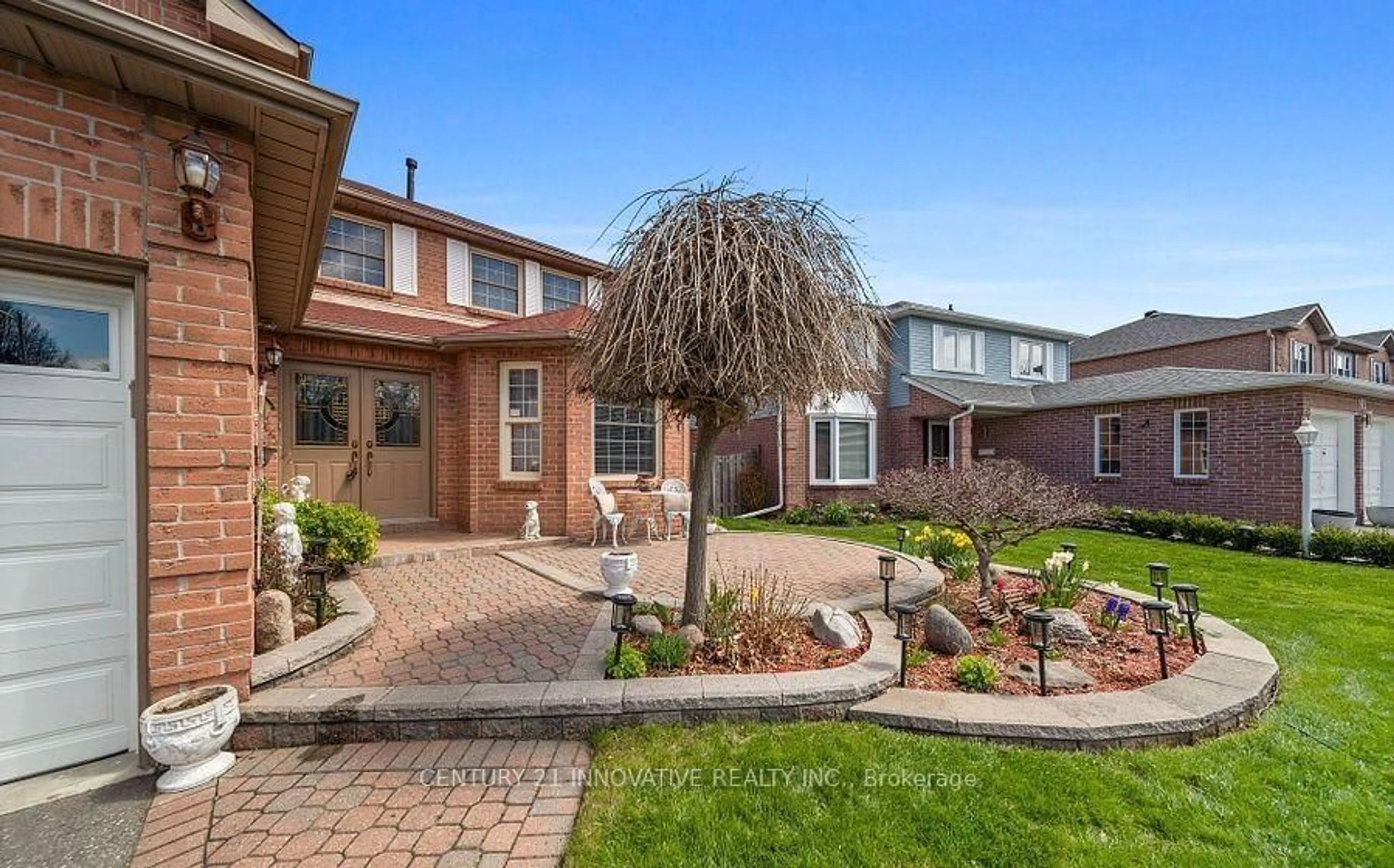 Home with brick exterior material, street for 915 Catskill Dr, Oshawa Ontario L1J 8J9