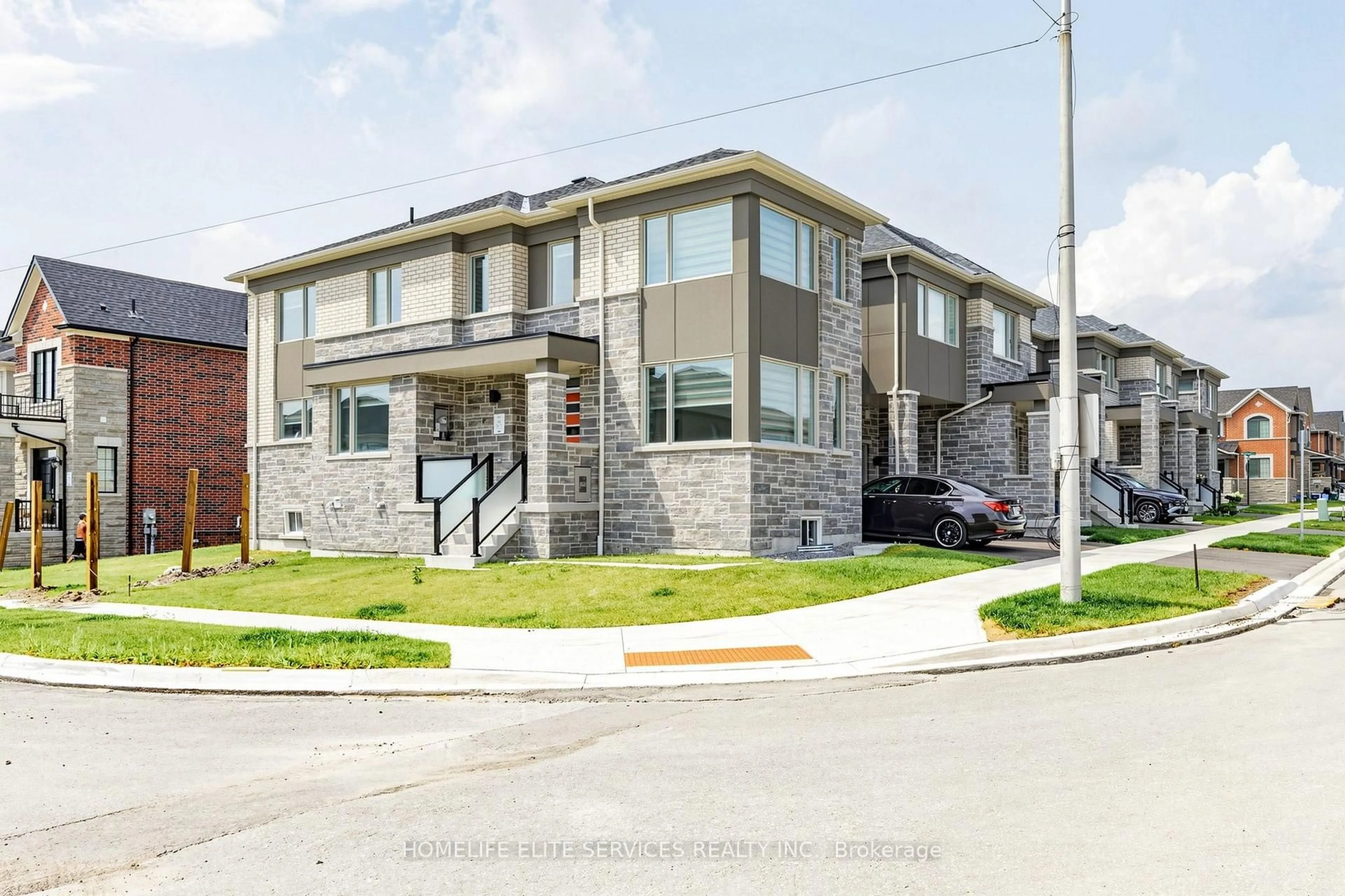 Unknown for 3238 Brigadier Ave, Pickering Ontario L1X 0N4