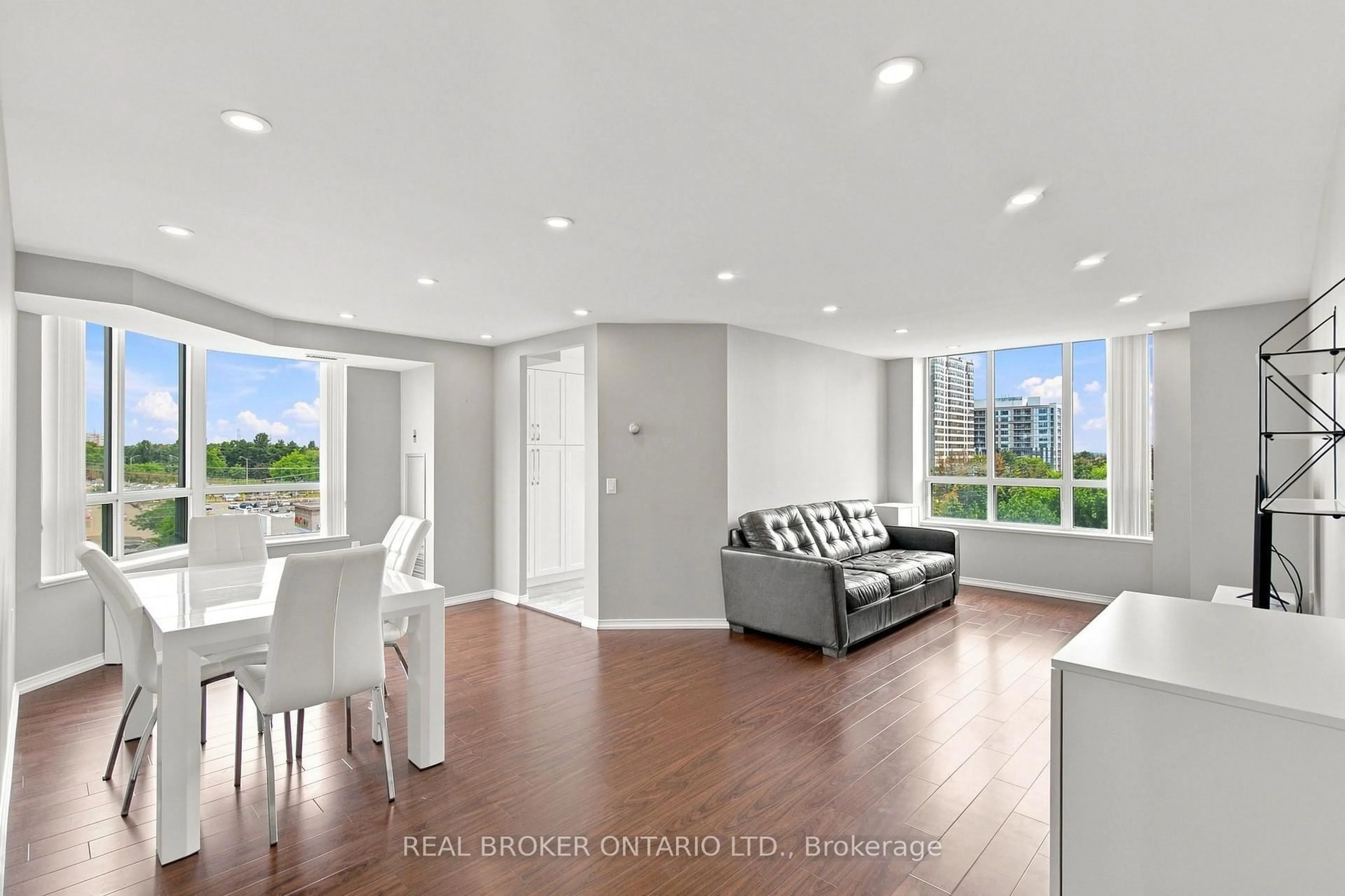 Unknown for 5001 Finch Ave #709, Toronto Ontario M1S 5J9