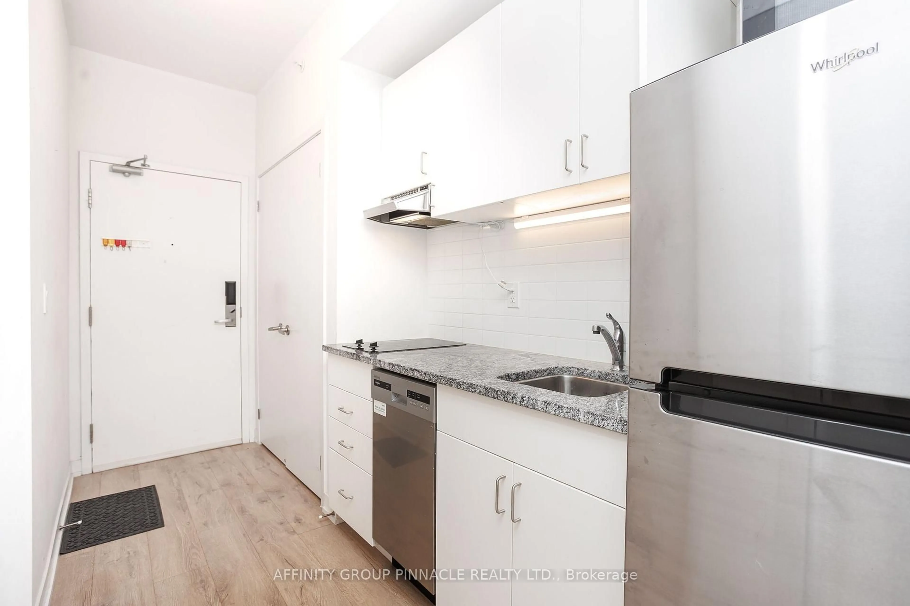 Standard kitchen, unknown for 1800 Simcoe St #220, Oshawa Ontario L1G 4X9