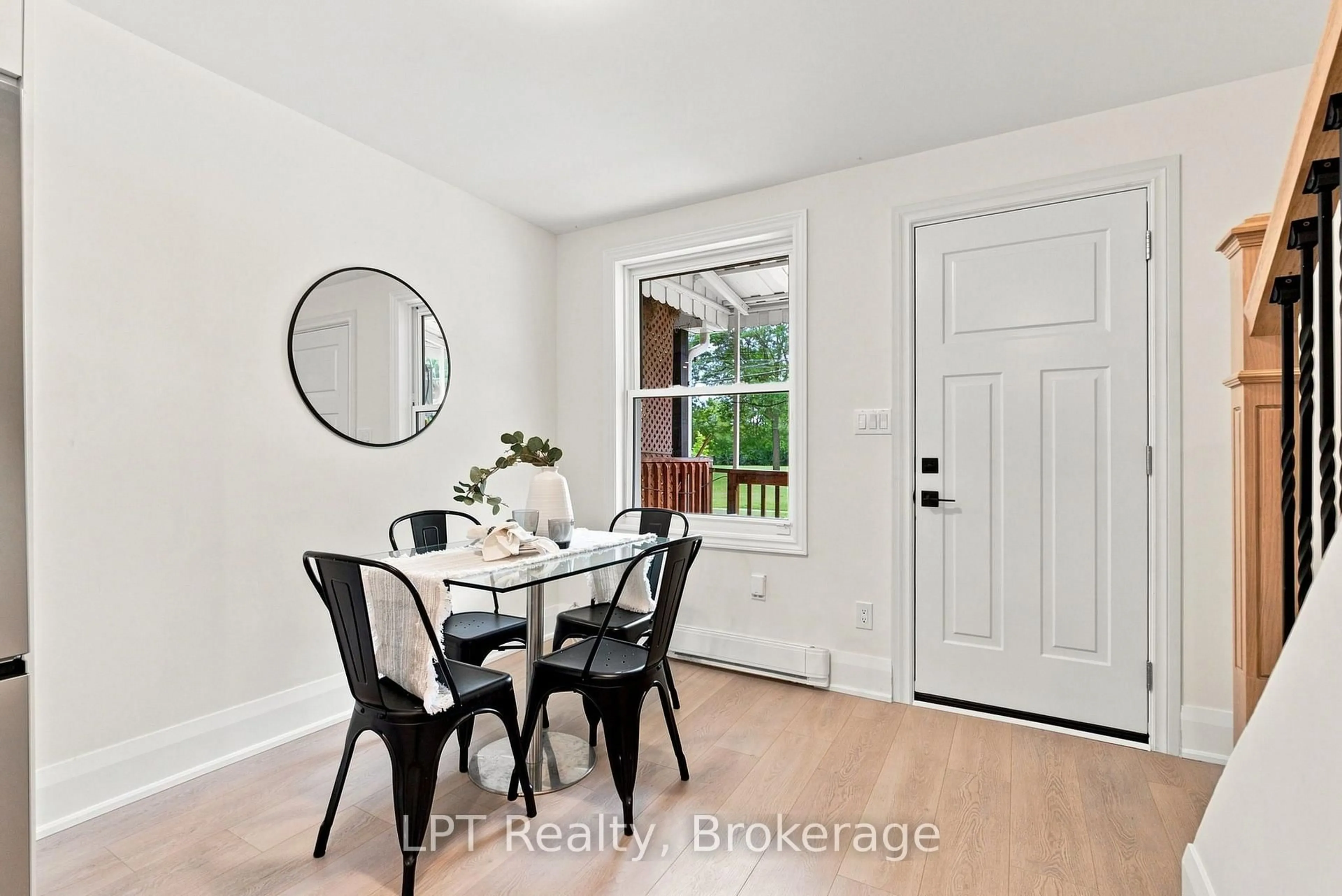 Dining room, wood/laminate floor for 112 Olive Ave, Oshawa Ontario L1H 2P2