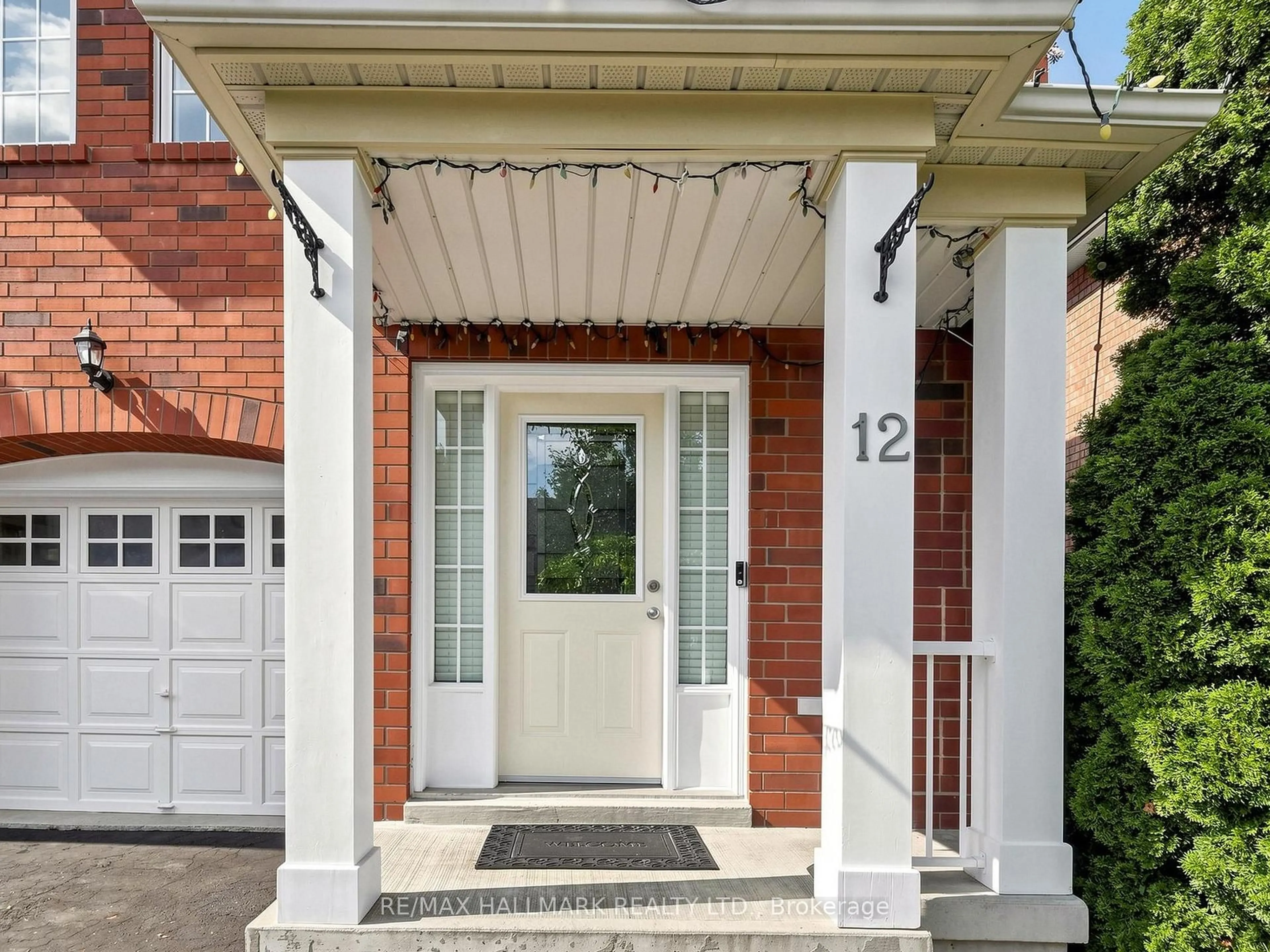 Unknown for 12 Stokely Cres, Whitby Ontario L1N 9S8
