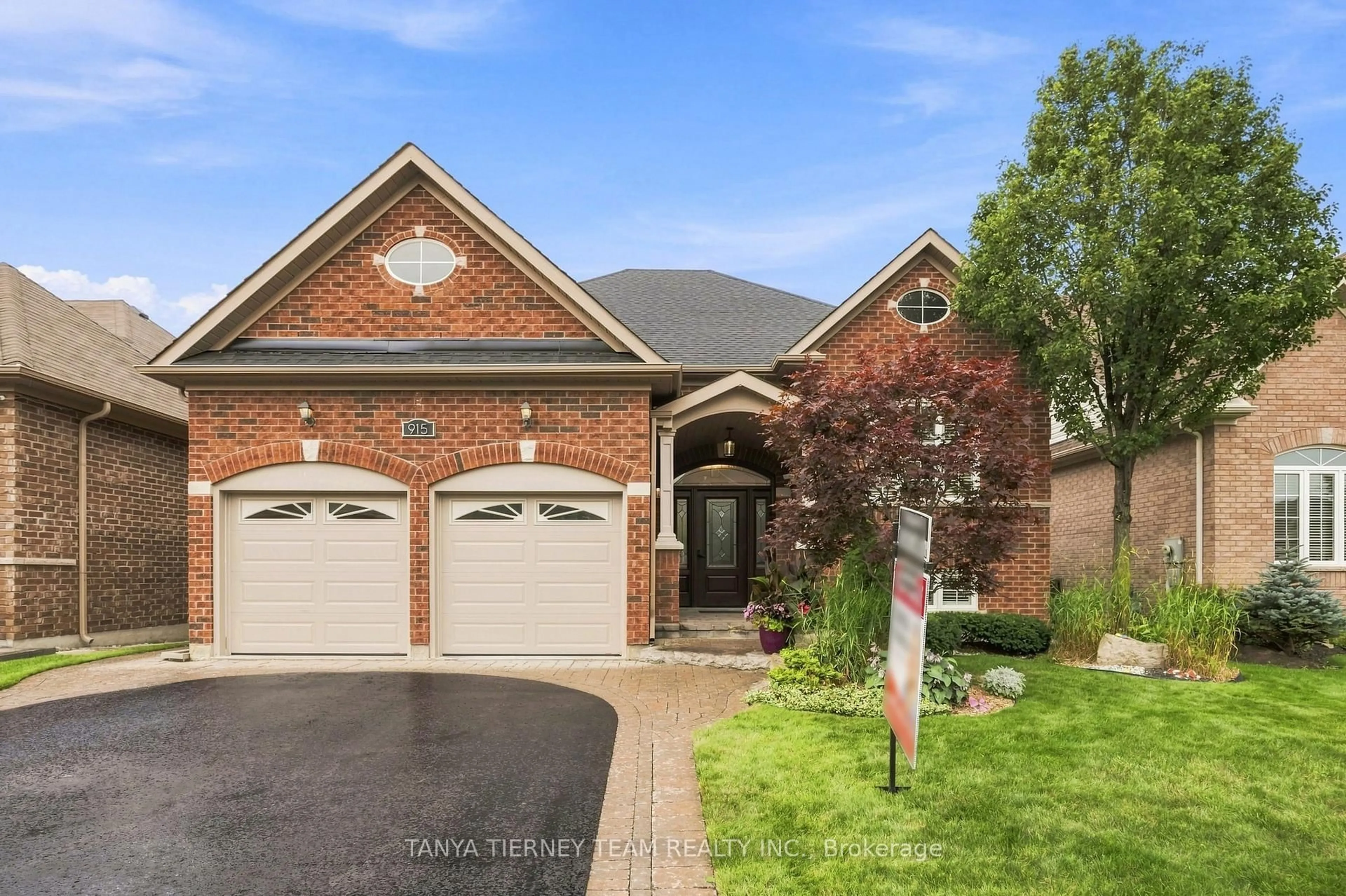 Home with brick exterior material, street for 915 Black Cherry Dr, Oshawa Ontario L1K 0P6