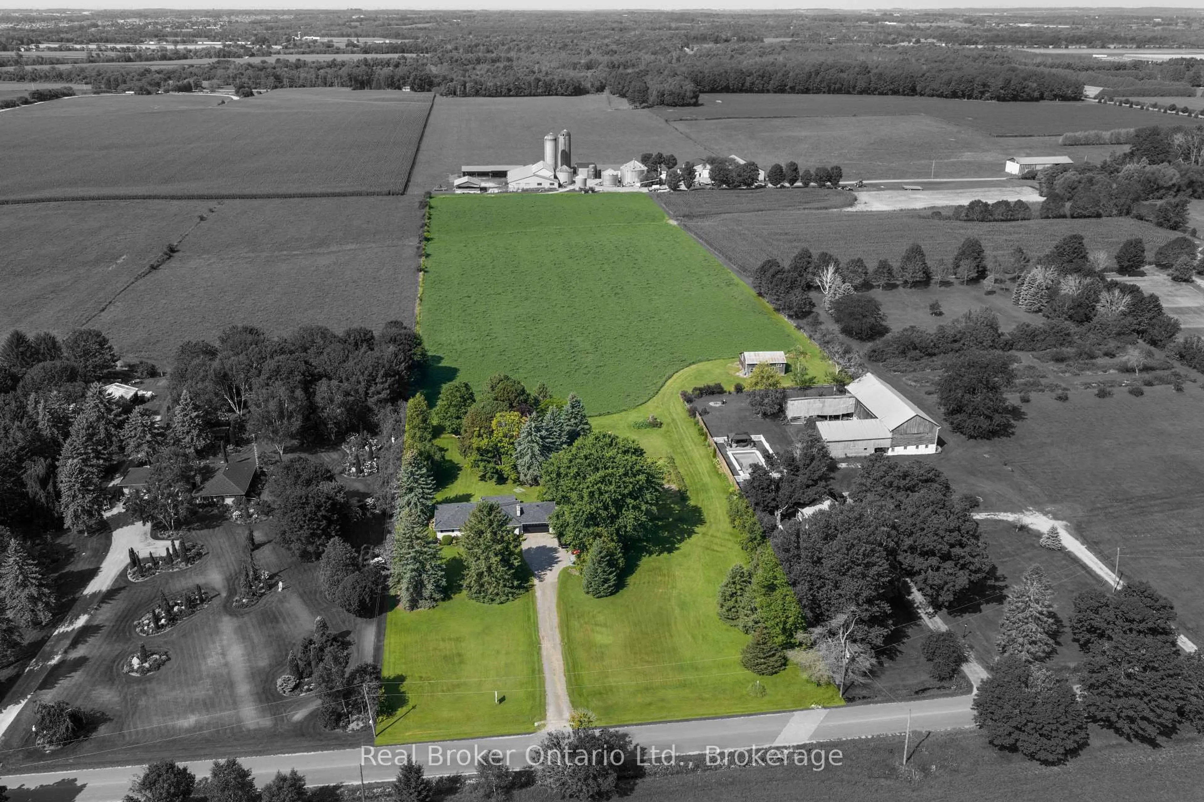 A pic from outside/outdoor area/front of a property/back of a property/a pic from drone, building for 4656 Pollard Rd, Clarington Ontario L0B 1M0