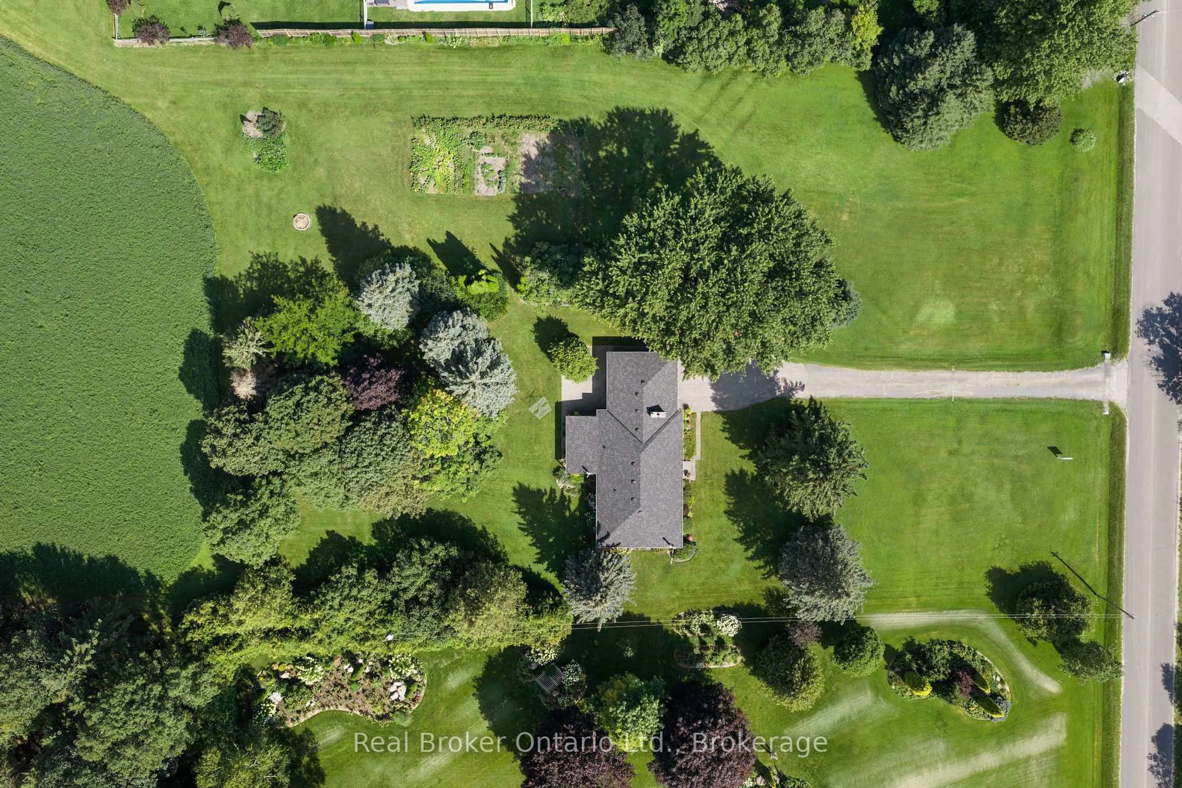 A pic from outside/outdoor area/front of a property/back of a property/a pic from drone, unknown for 4656 Pollard Rd, Clarington Ontario L0B 1M0