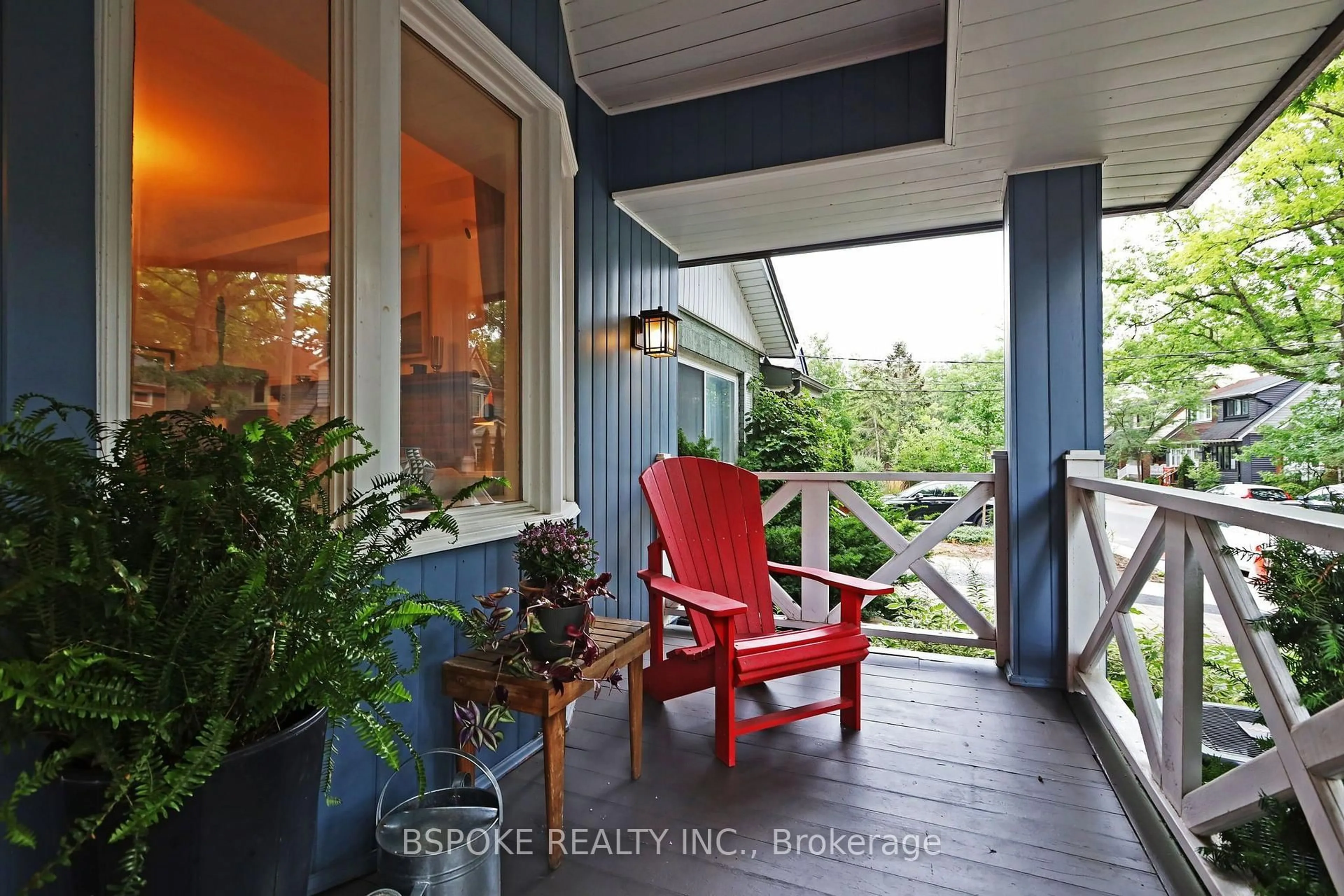 Unknown for 126 Oakcrest Ave, Toronto Ontario M4C 1B9
