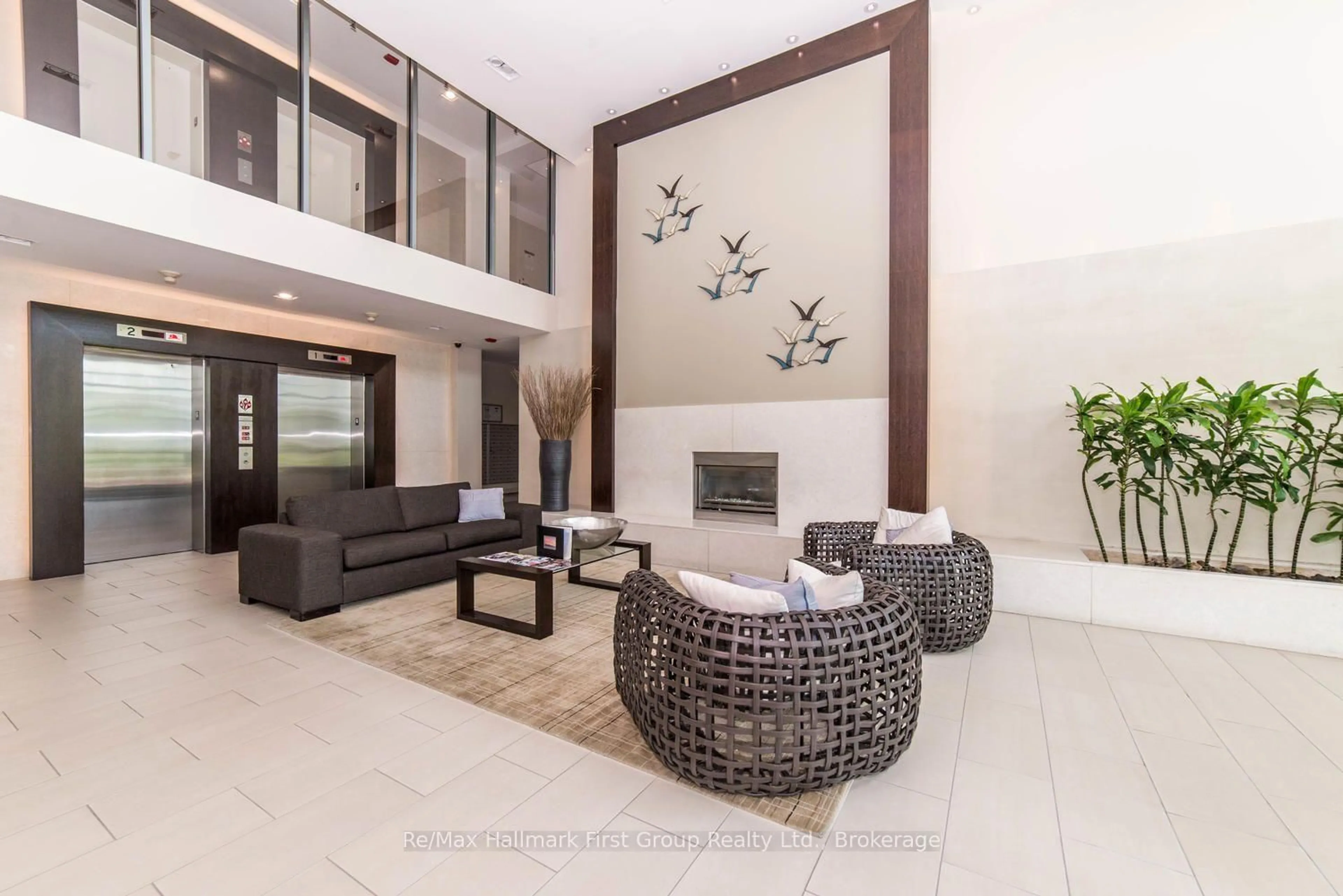 Lobby for 1600 Charles St #302, Whitby Ontario L1N 0G4