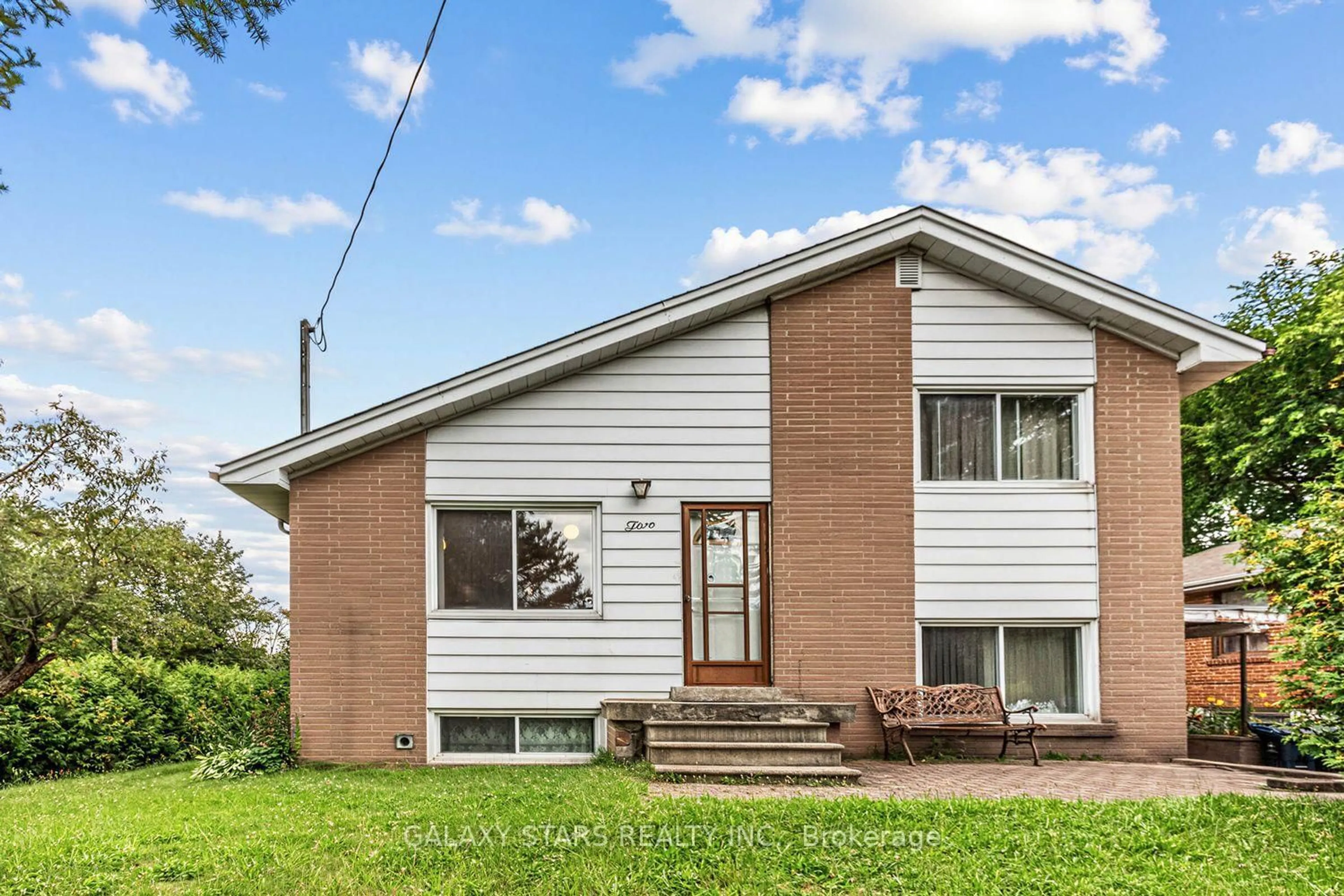 Home with brick exterior material, street for 2 Kencliff Cres, Toronto Ontario M1P 4E3