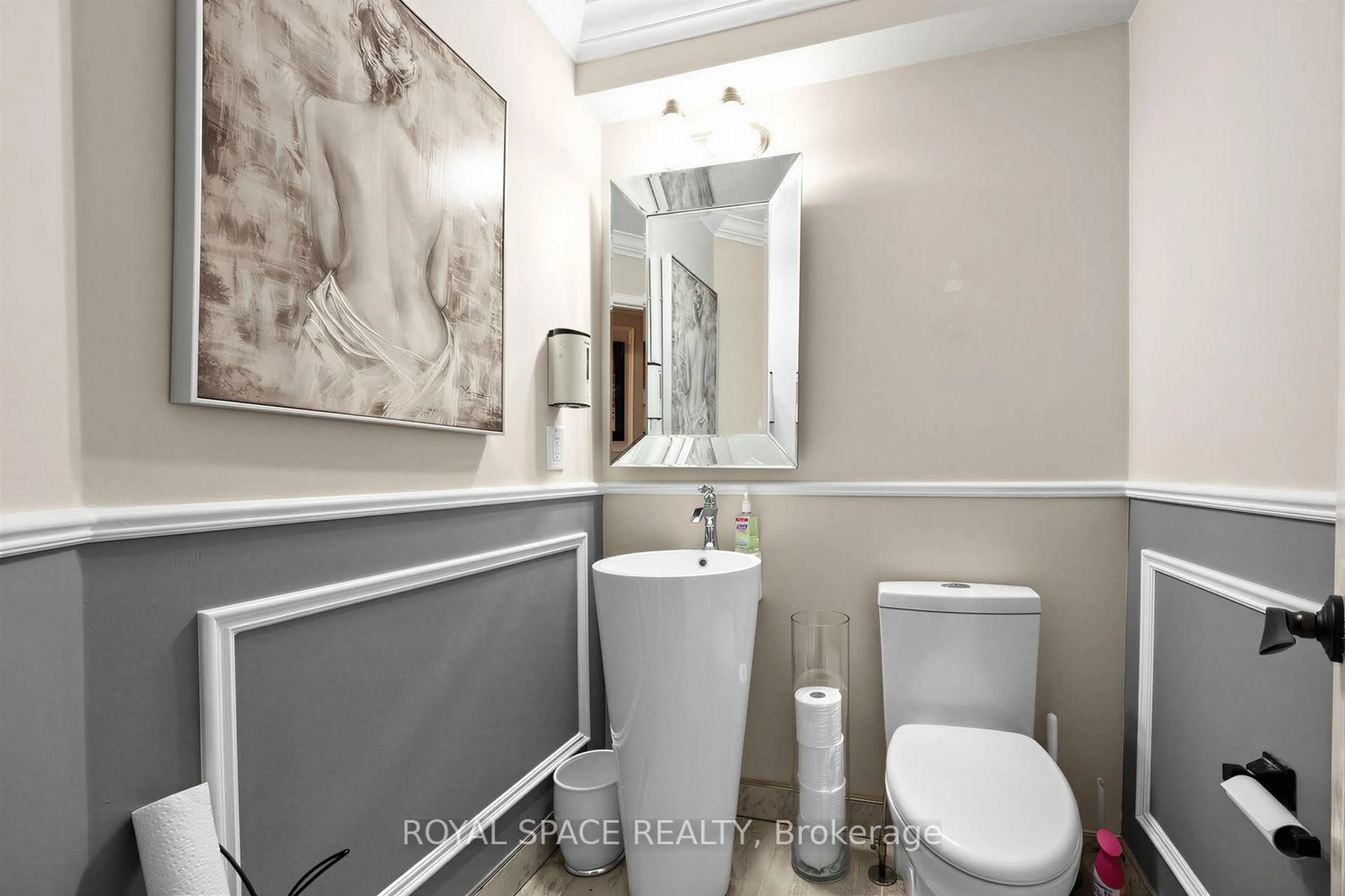 Standard bathroom, ceramic/tile floor for 7 Urwin St, Ajax Ontario L1T 0G7