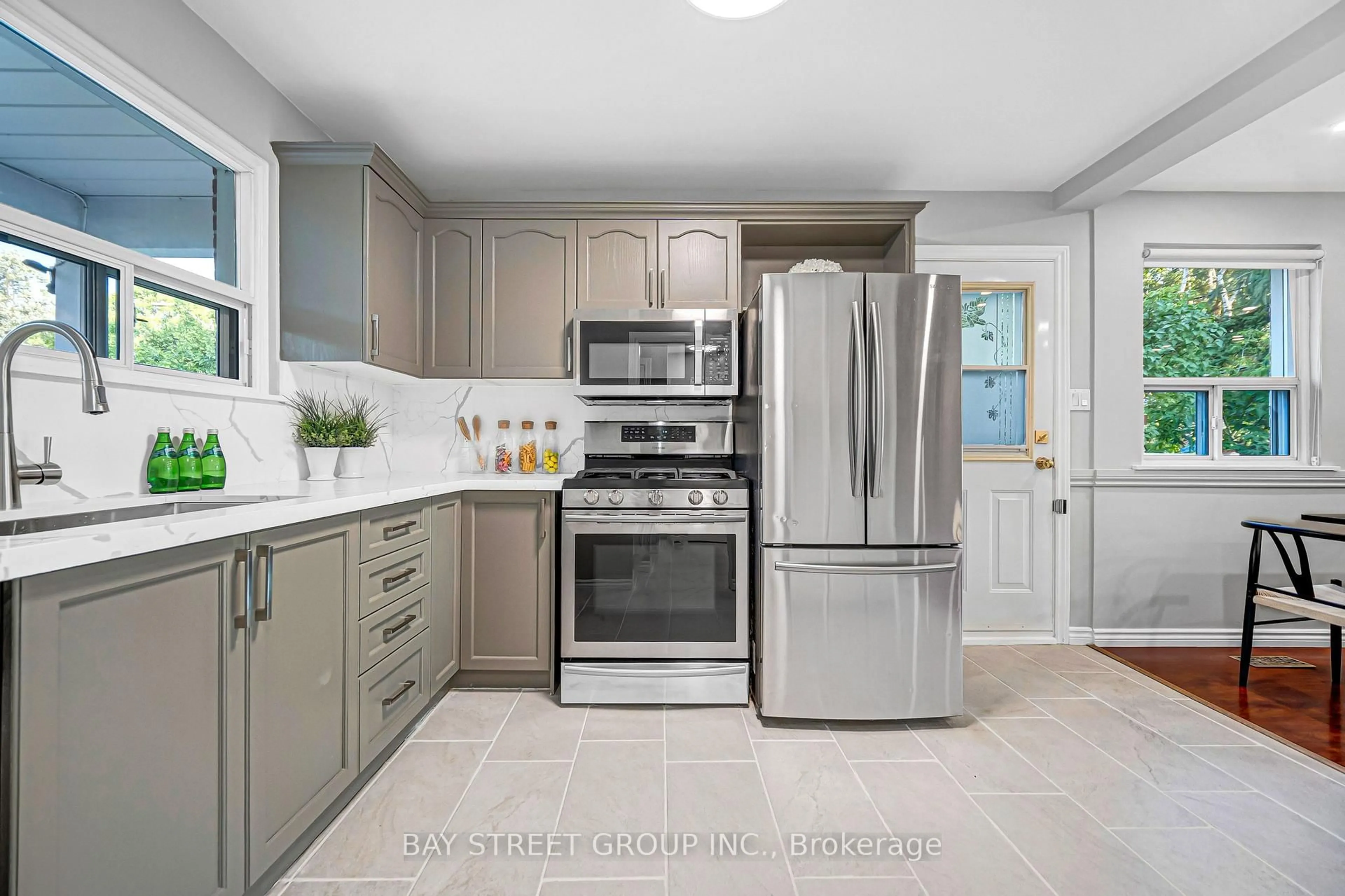 Open concept kitchen, ceramic/tile floor for 58 Billingsgate Cres, Ajax Ontario L1S 2R9