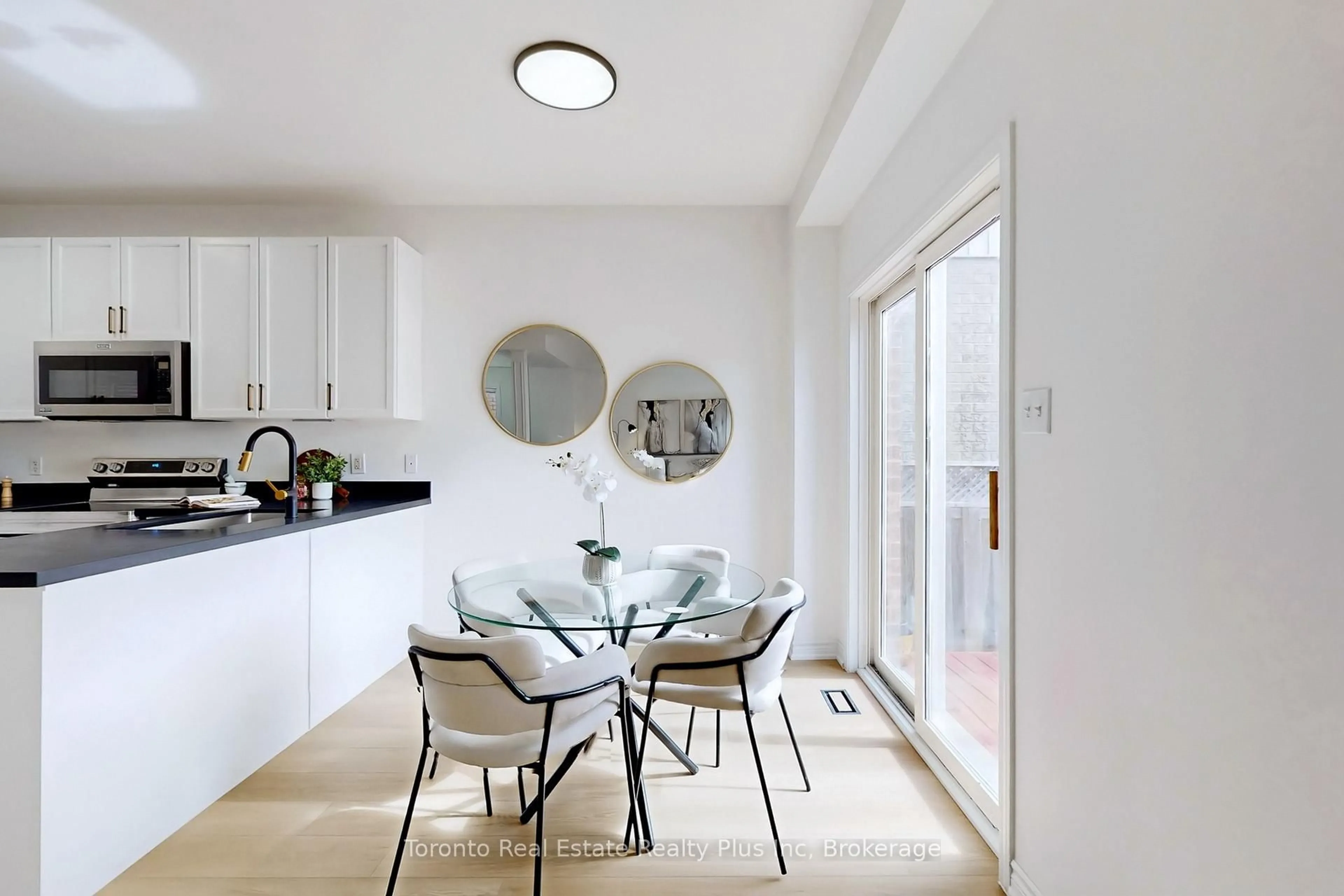Unknown for 1303 Macinally Crt, Oshawa Ontario L1K 0B6