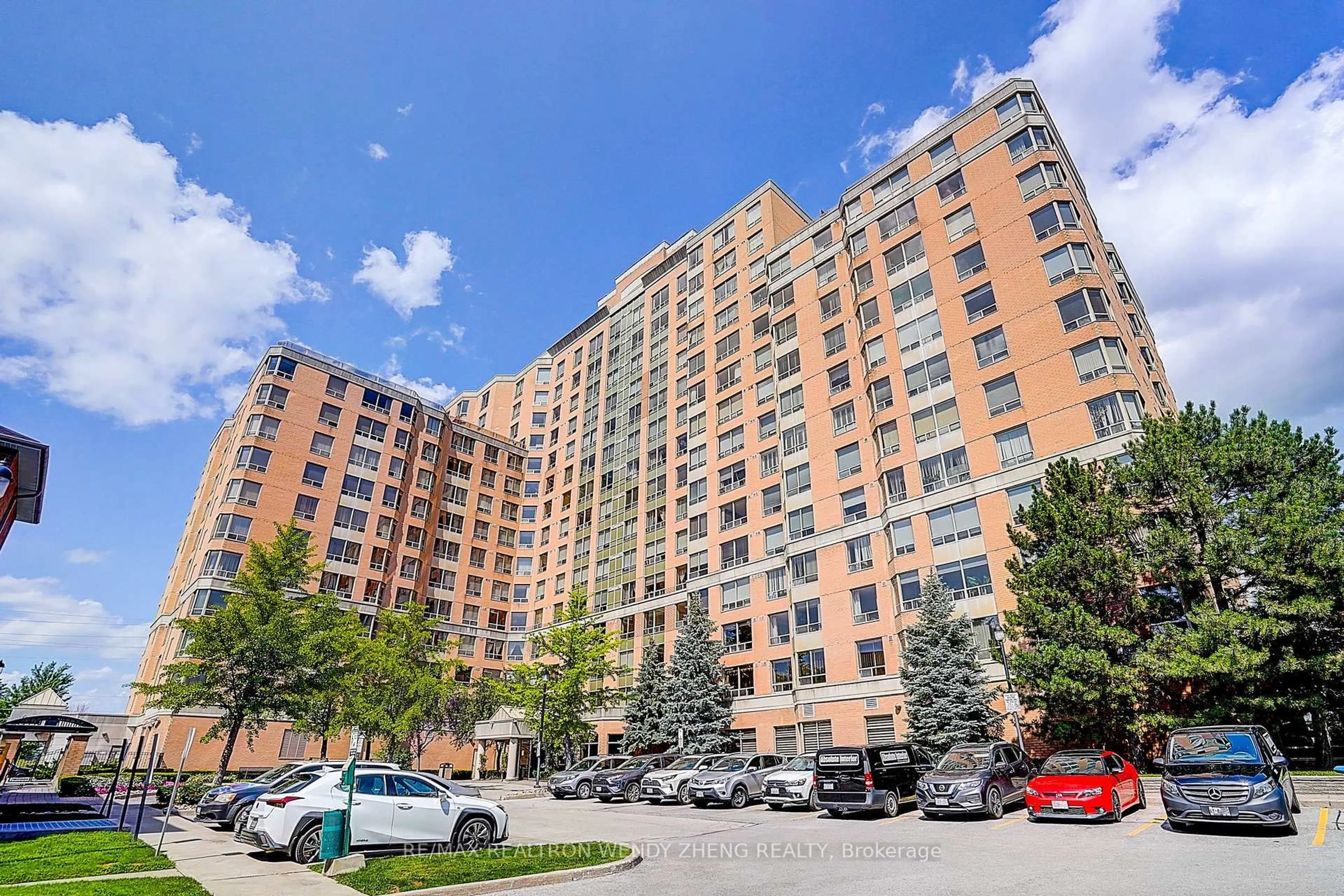 Patio, building for 1883 Mcnicoll Ave #815, Toronto Ontario M1V 5M3