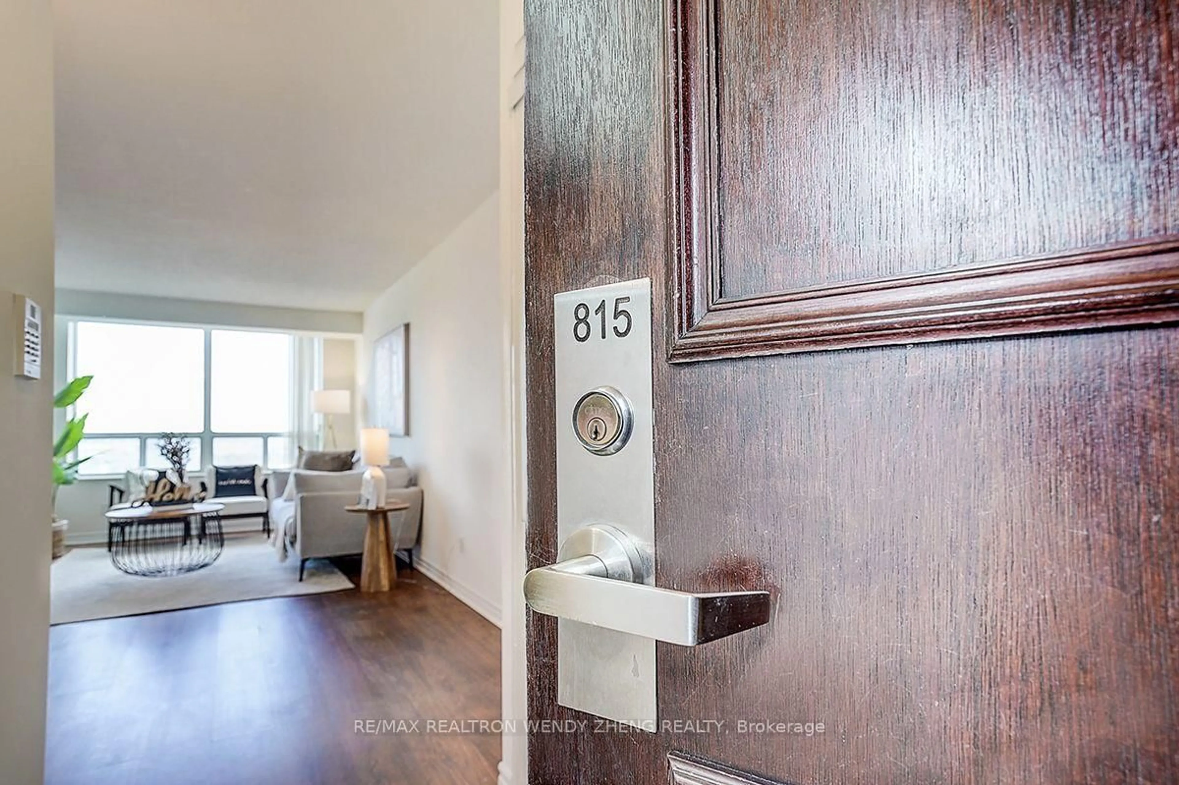 Indoor entryway for 1883 Mcnicoll Ave #815, Toronto Ontario M1V 5M3