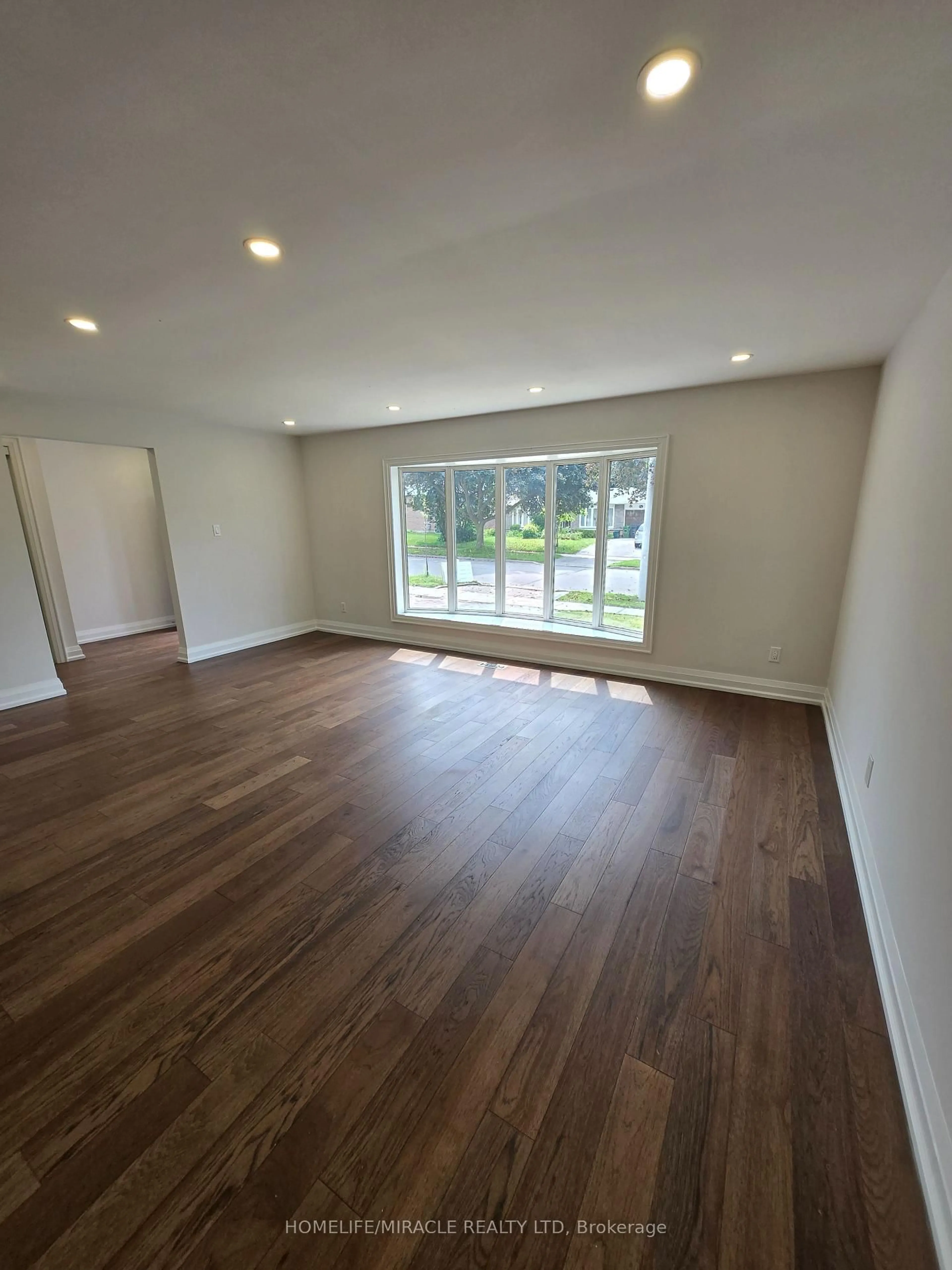 A pic of a room for 44 Staley Terr, Toronto Ontario M1W 2E7