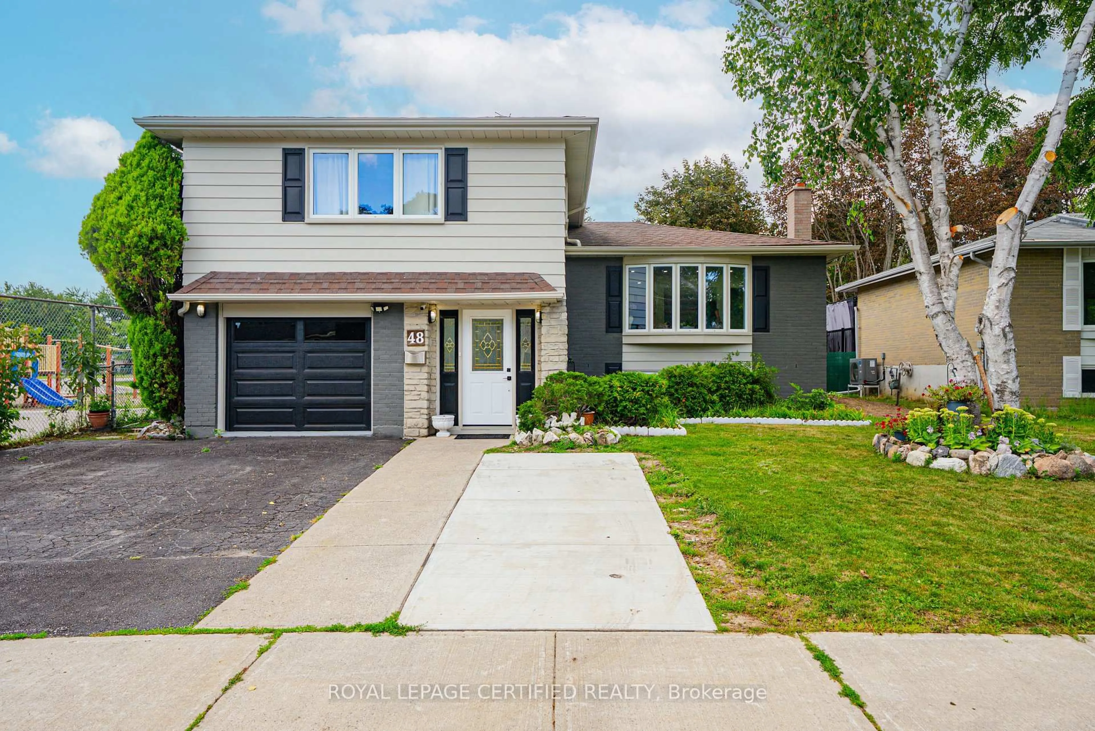 Home with vinyl exterior material, street for 48 Highcastle Rd, Toronto Ontario M1E 4N1
