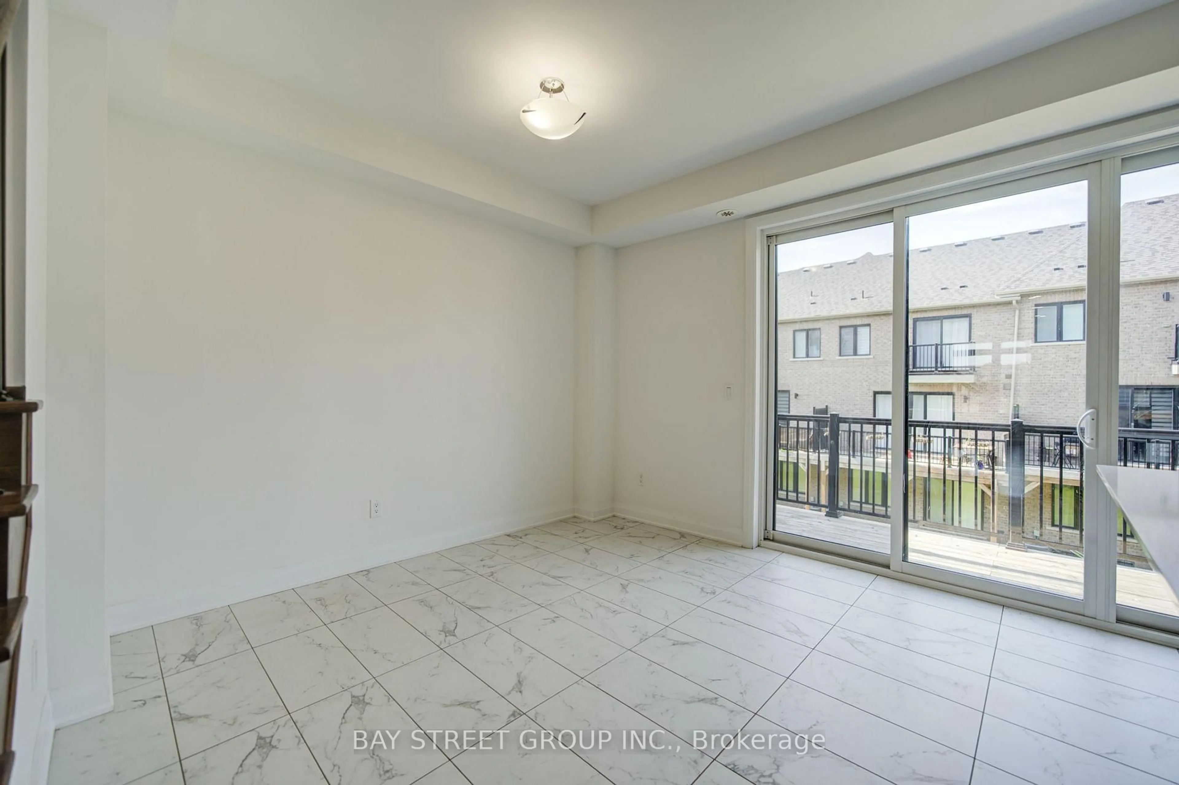 A pic of a room for 36 Elkington Cres, Whitby Ontario L1P 0L7