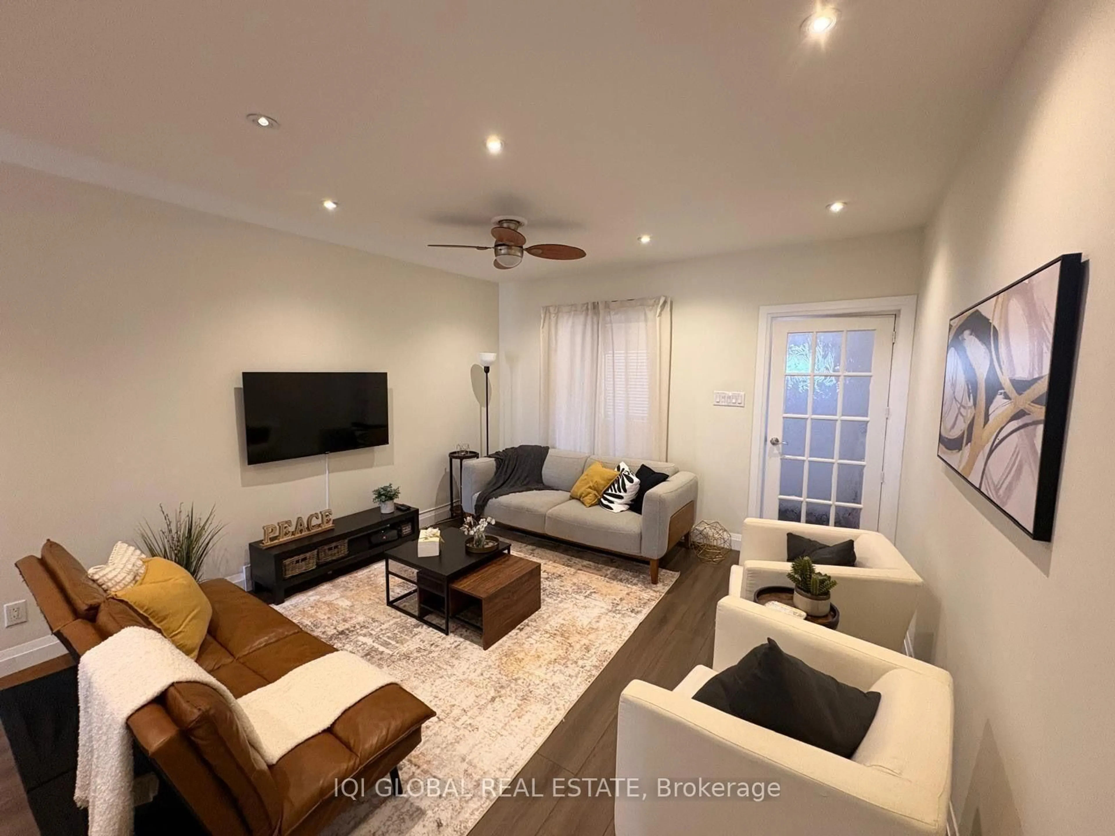 Living room with furniture, unknown for 115 Coleman Ave, Toronto Ontario M4C 1P9