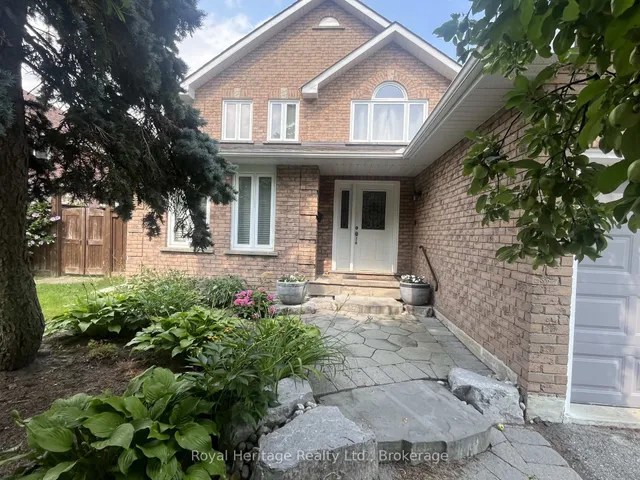 184 Lake Driveway, Ajax 3