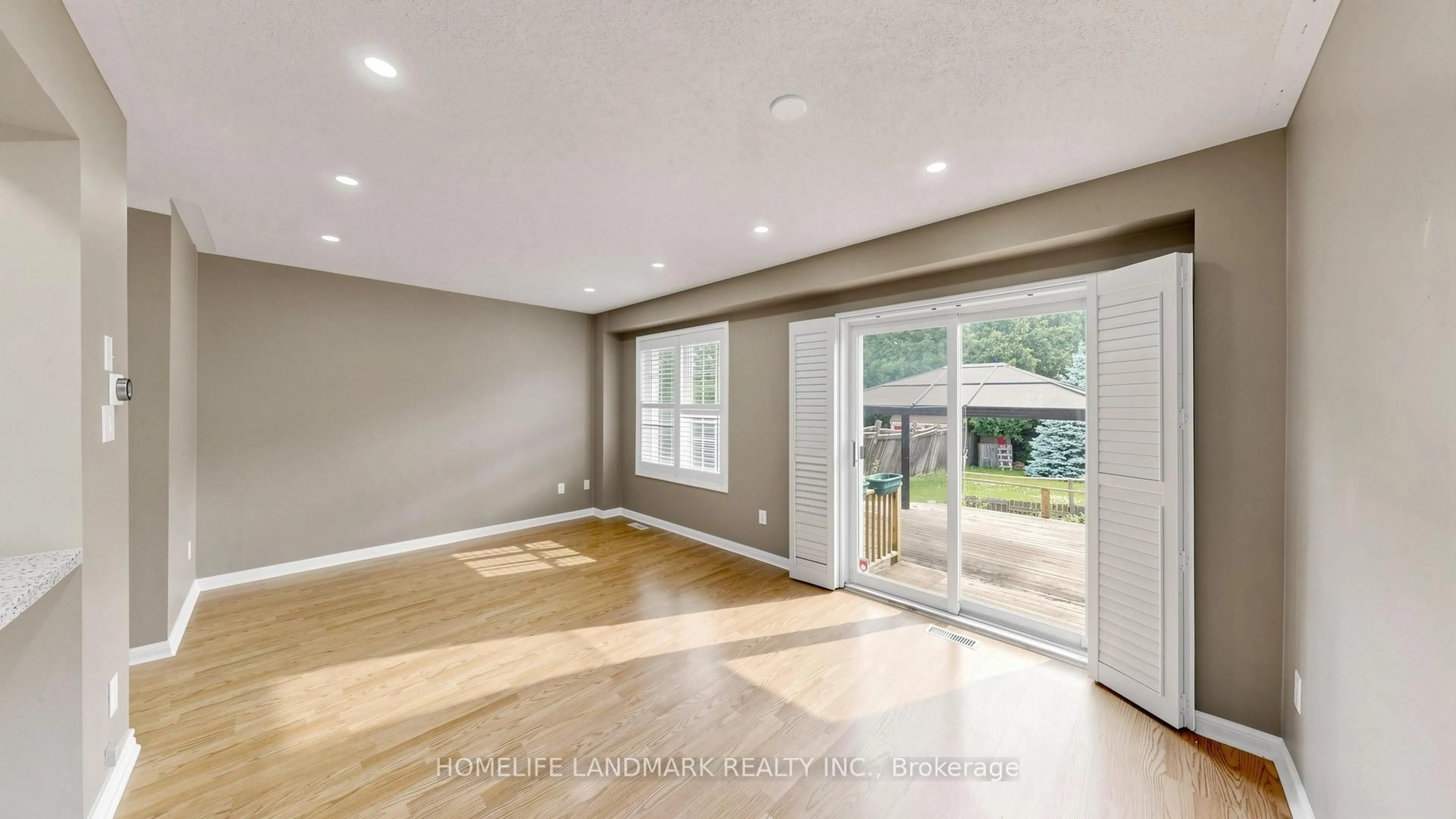 Unknown for 78 Bonello Cres, Whitby Ontario L1R 3N7
